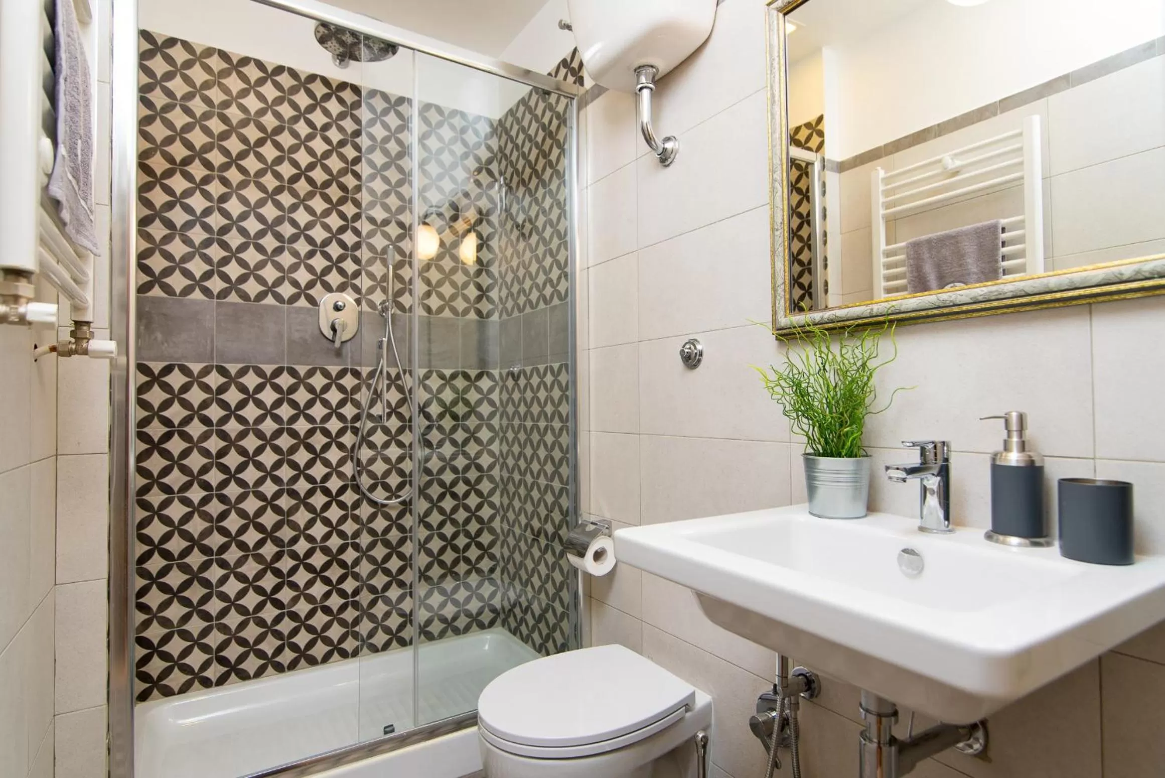 Bathroom in B&B Arco Di Gallieno