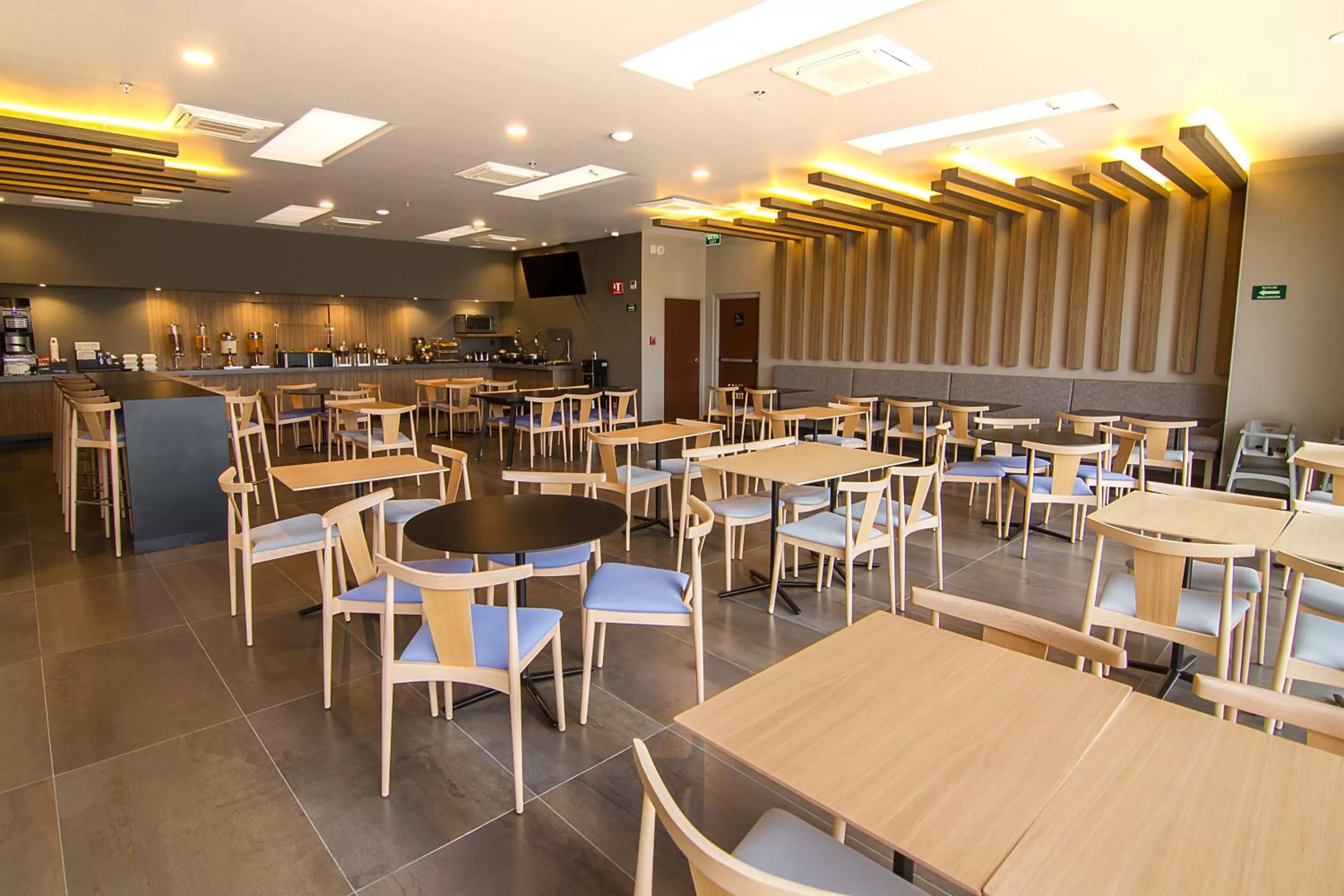 Buffet breakfast in City Express Plus by Marriott Ciudad de México Mundo E