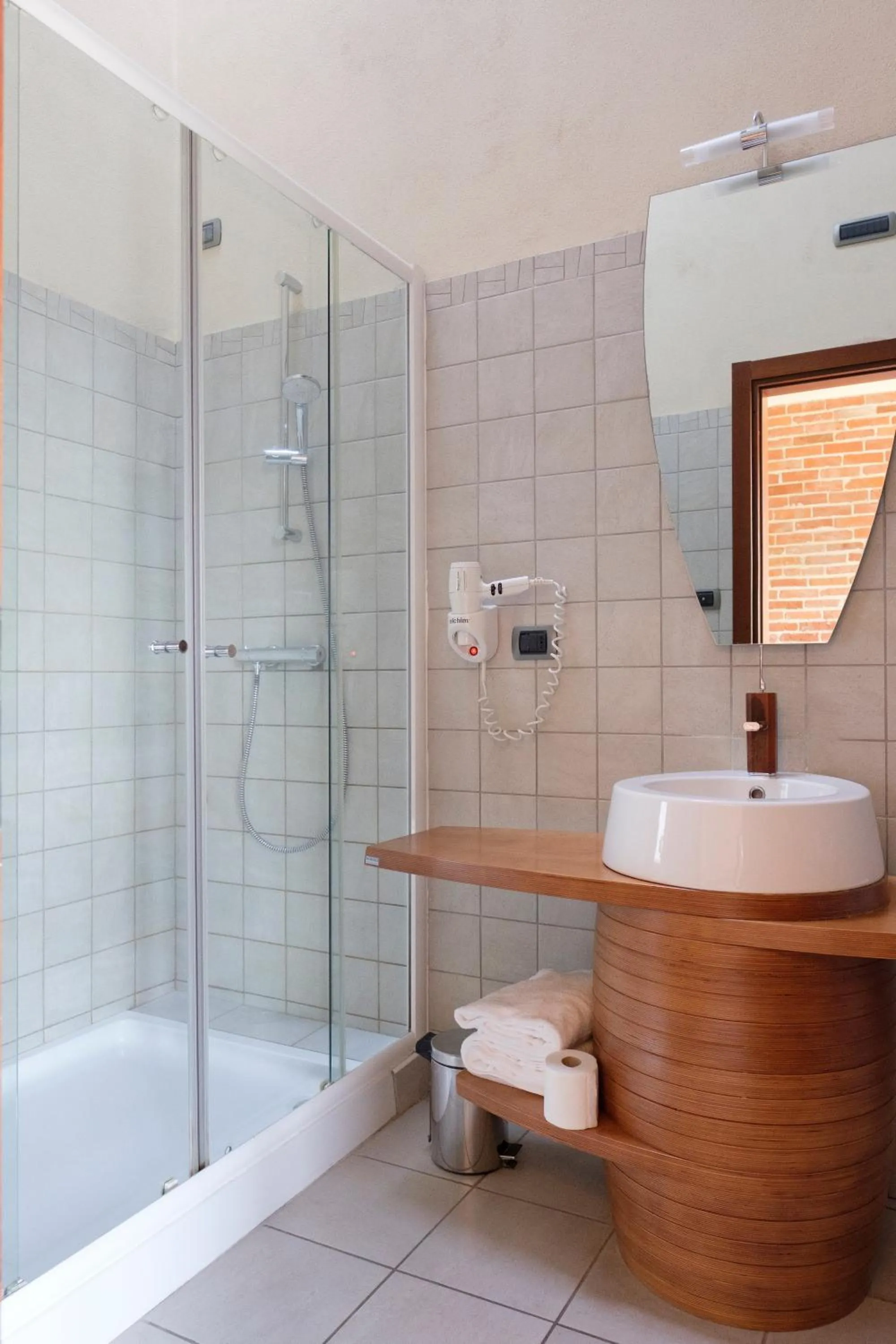 Shower in Hotel Le Botti