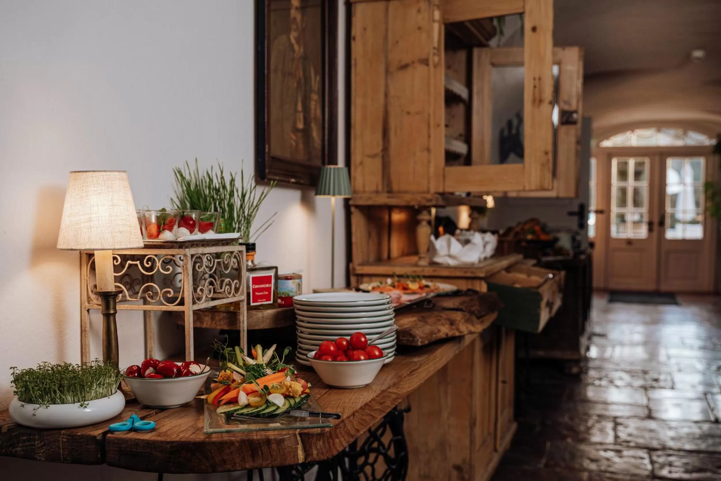 Buffet breakfast in Der Schlosswirt zu Anif - Biedermeierhotel und Restaurant