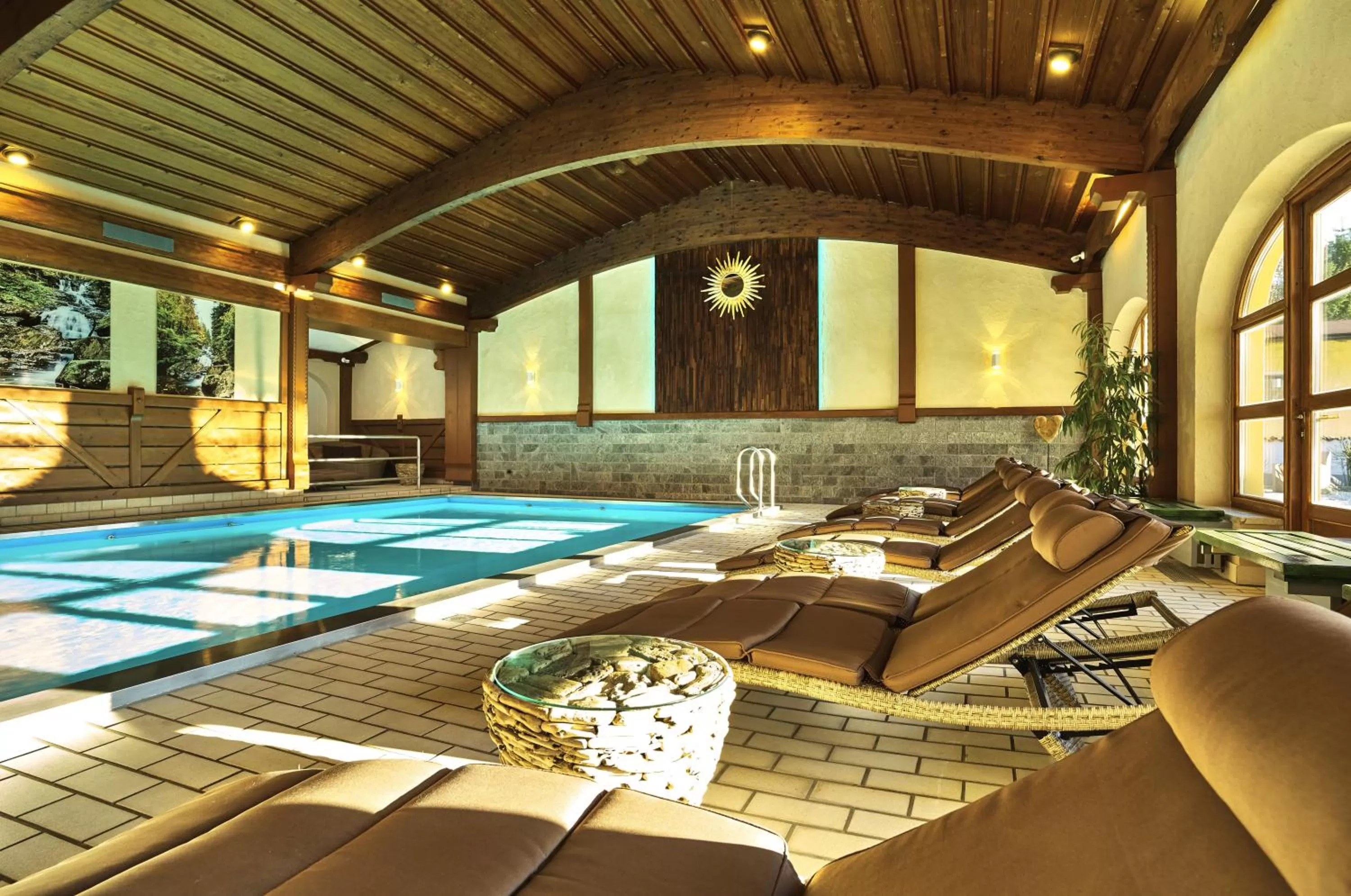 Swimming pool in Wander- und Aktivhotel Adam Bräu