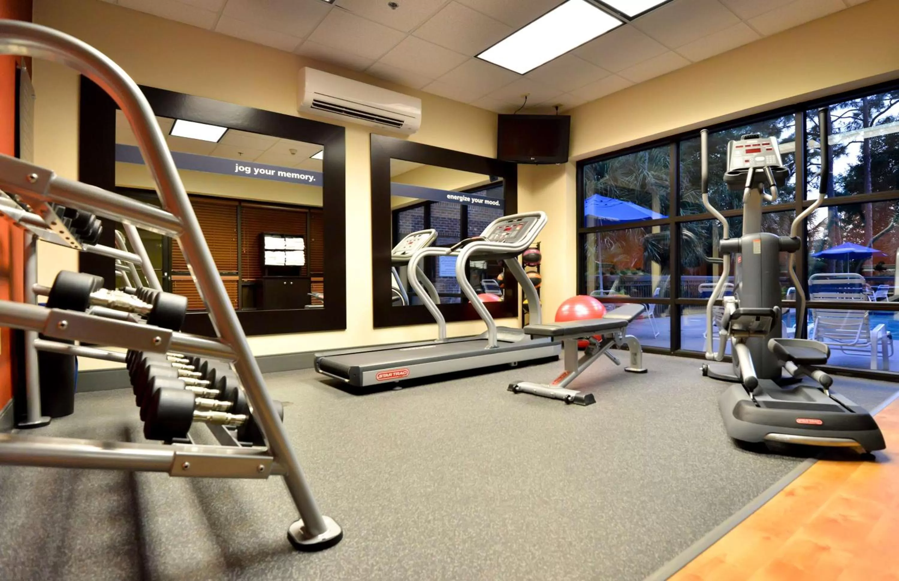 Fitness centre/facilities in Hampton Inn Wilmington-Medical Park