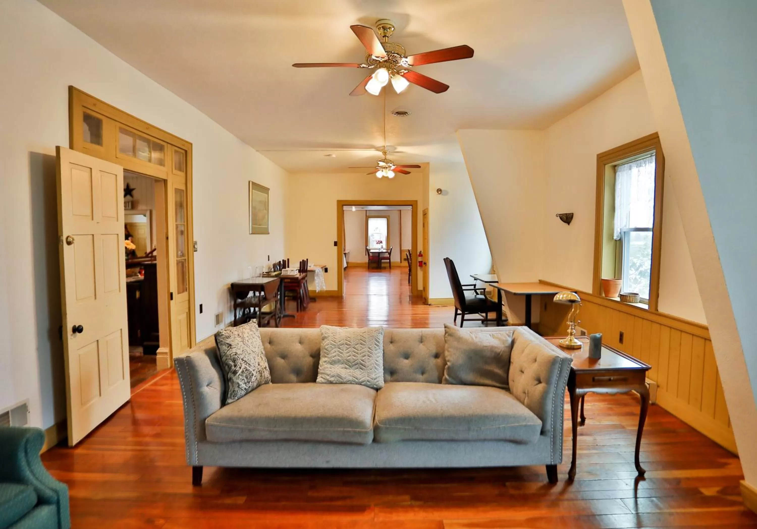 Communal lounge/ TV room, Seating Area in Baneberry Meadows B&B