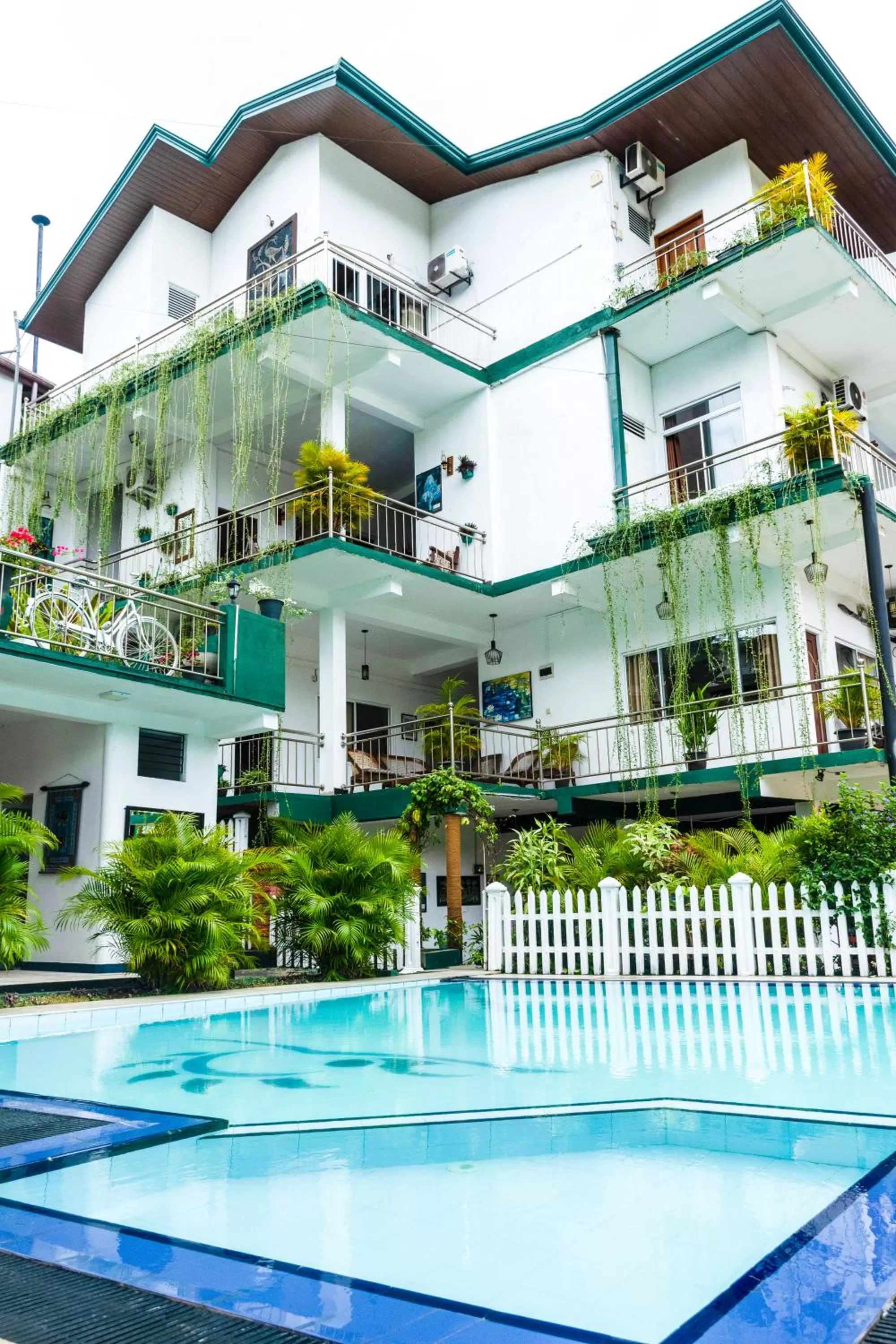 Property building in Kandy Riverside Villa