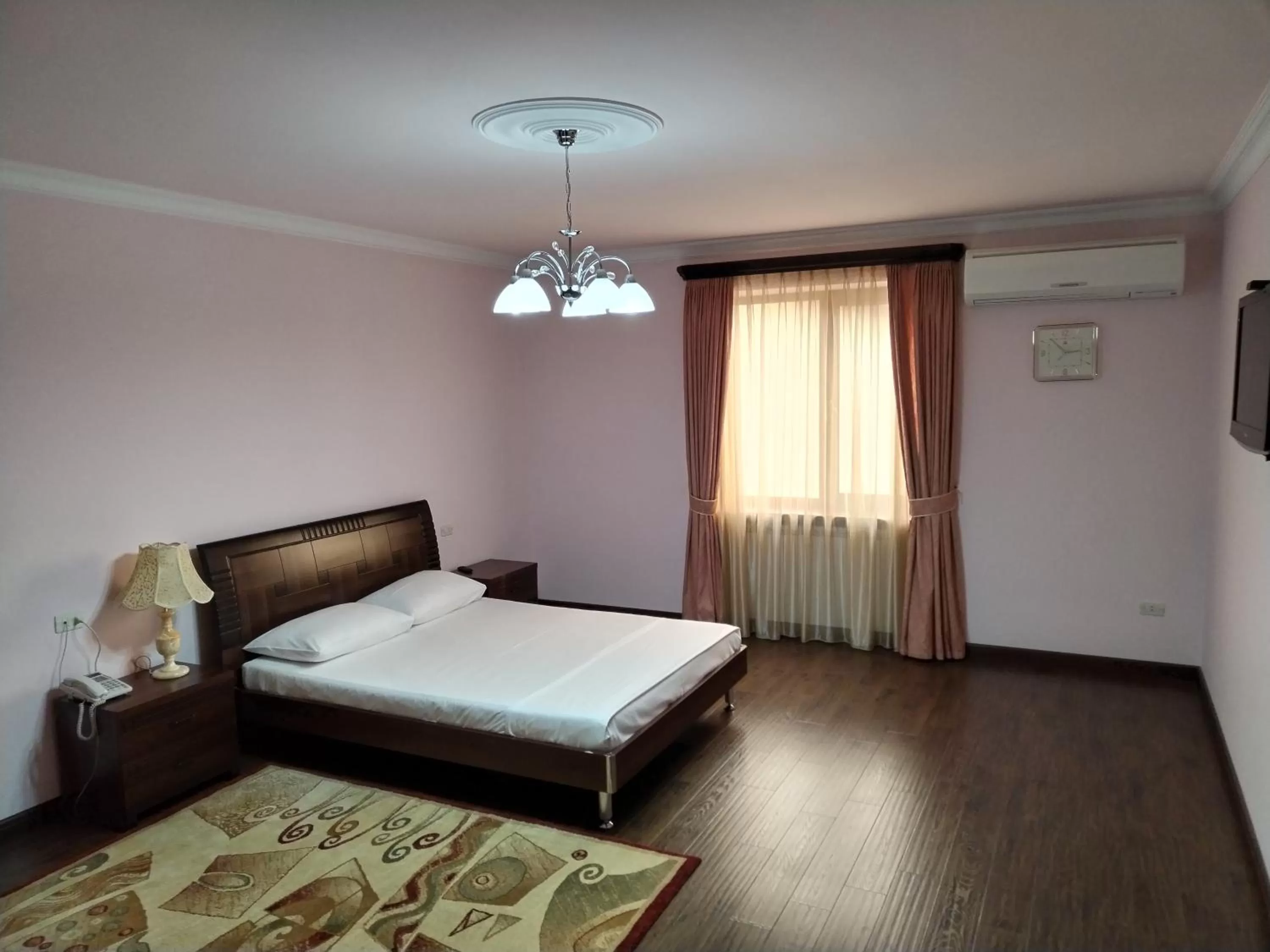 Bedroom, Bed in La Defense Hotel Yerevan