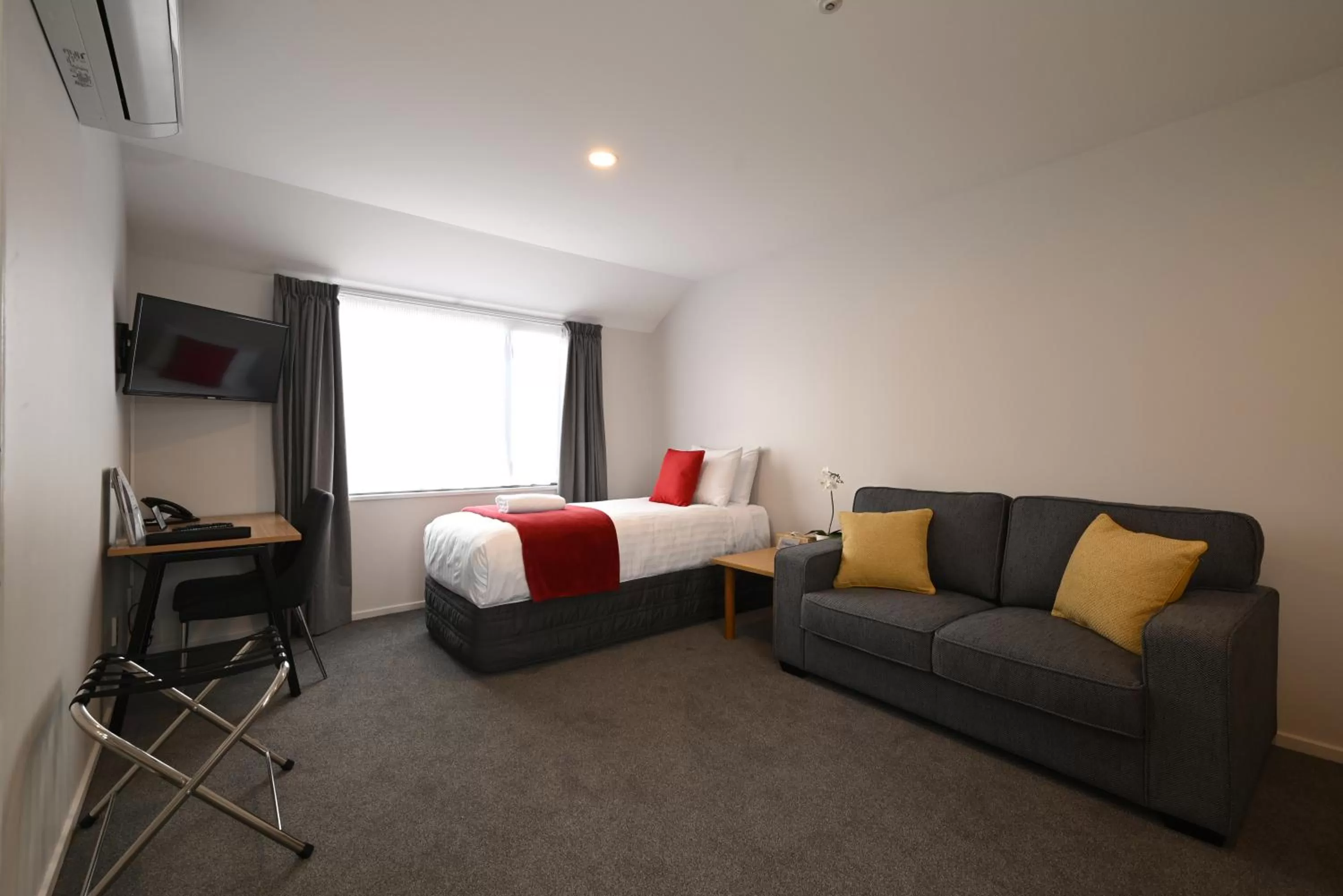 TV and multimedia, Bed in Riccarton Mall Motel