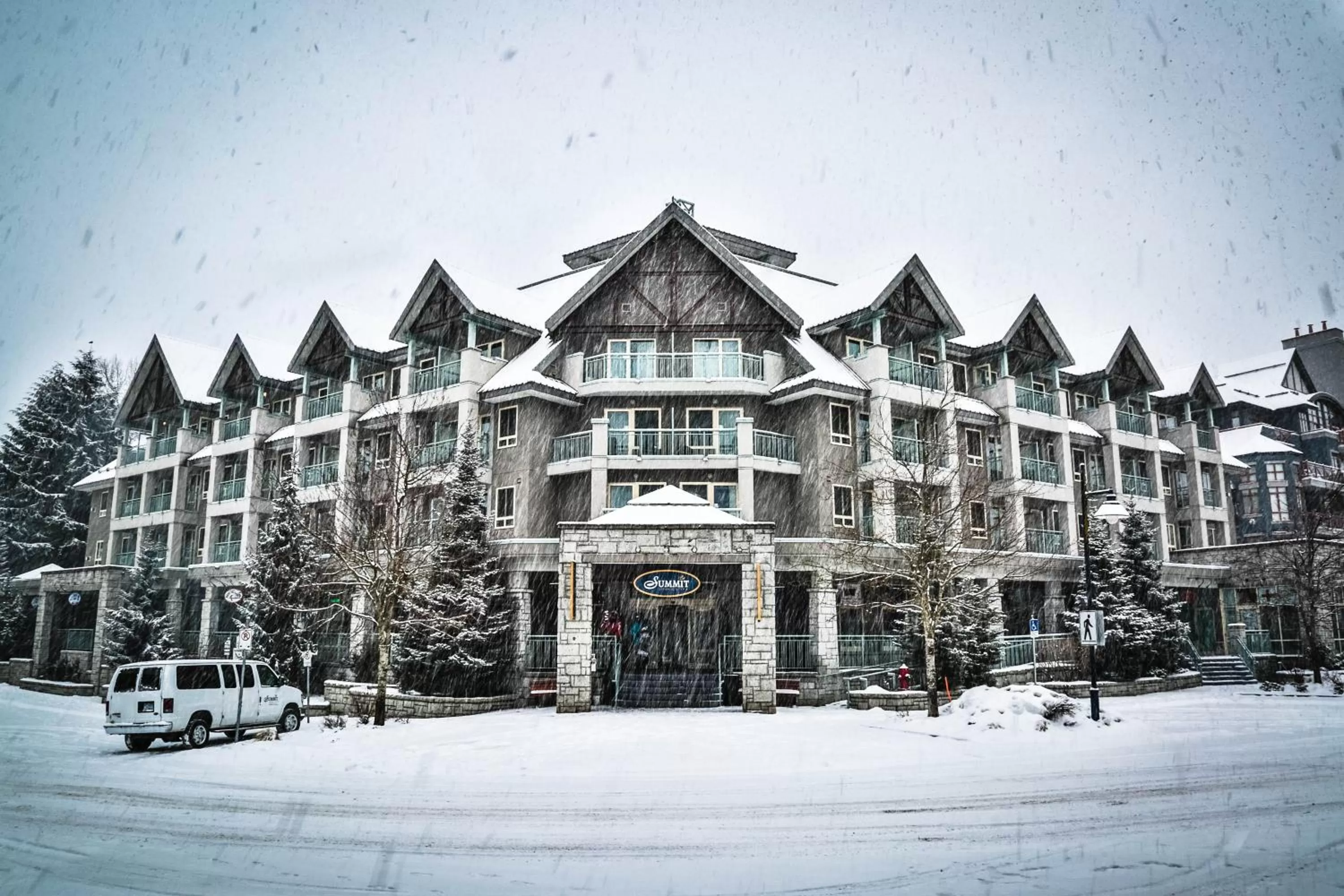 Property building in Summit Lodge Boutique Hotel by Paradox