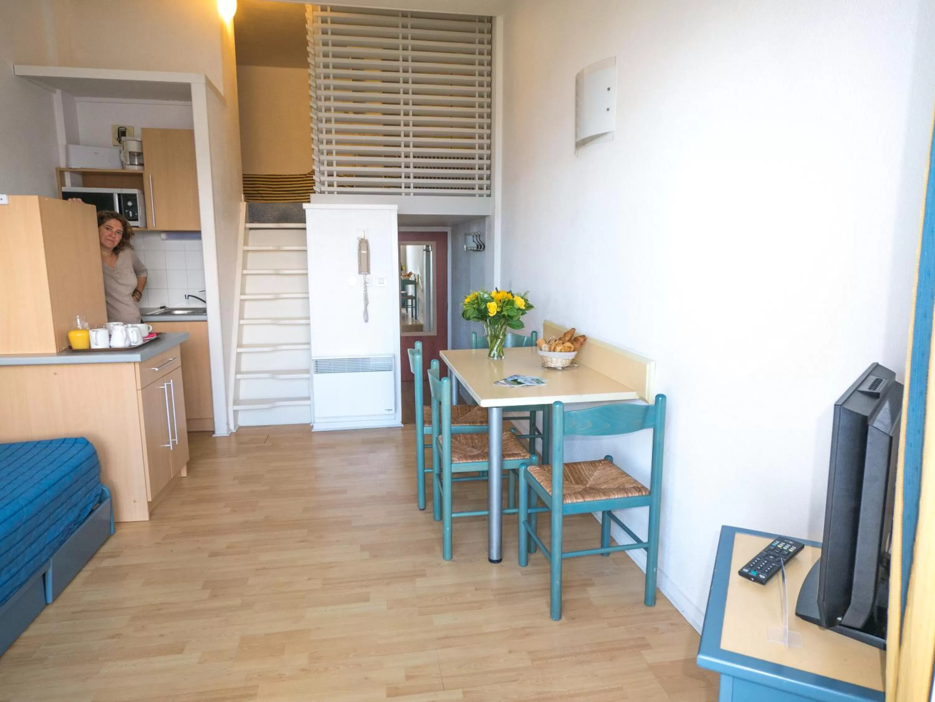 Kitchen or kitchenette in Résidence Mer & Golf Eugénie