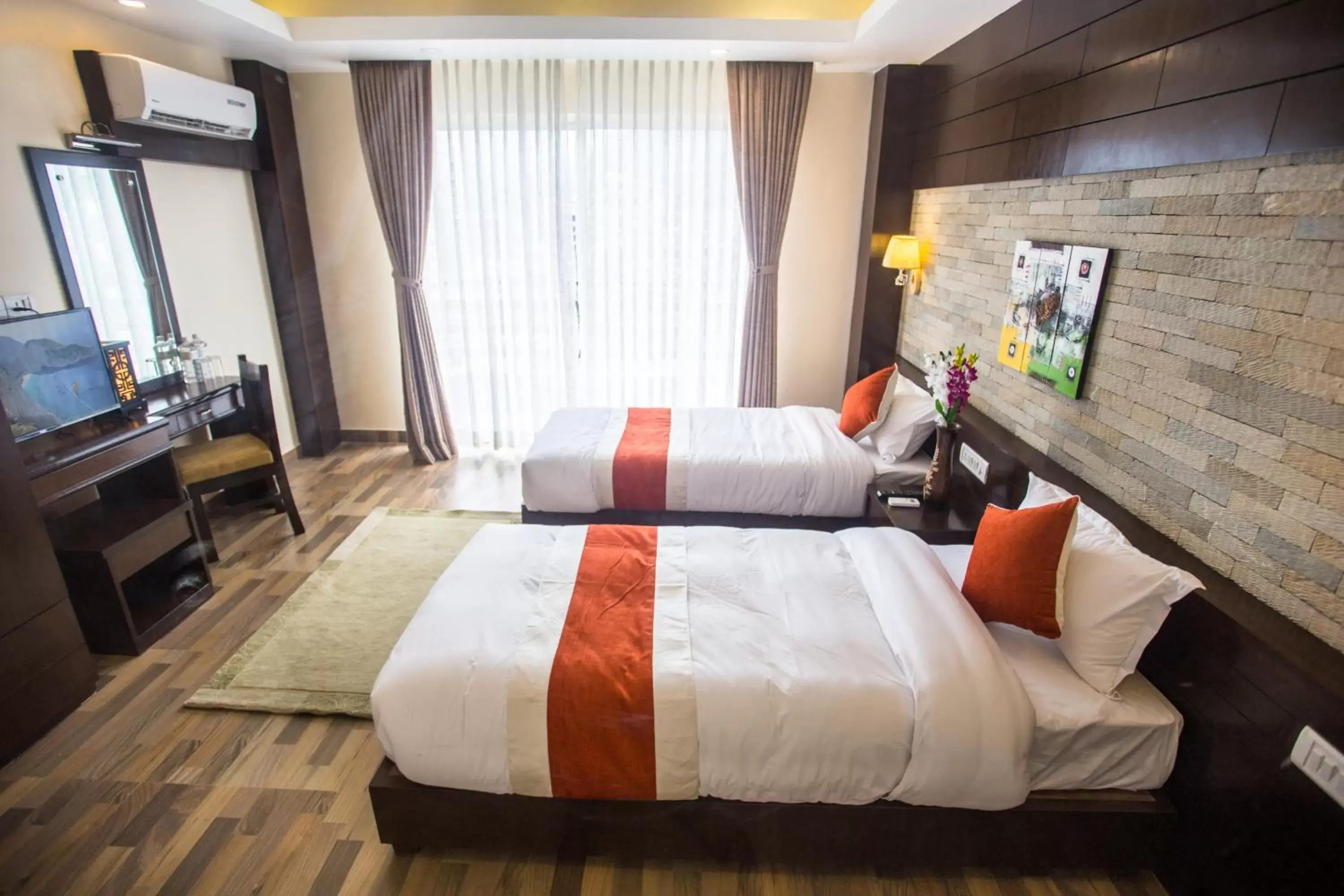 Family Room with Mountain View, 15% off on Food and Beverages, 20% off on Spa, Steam and Sauna in Bodhi Suites Boutique Hotel and Spa Family Room with Mountain View, 15% off on Food and Beverages, 20% off on Spa, Steam and Sauna in Bodhi Suites Boutique Hotel and Spa