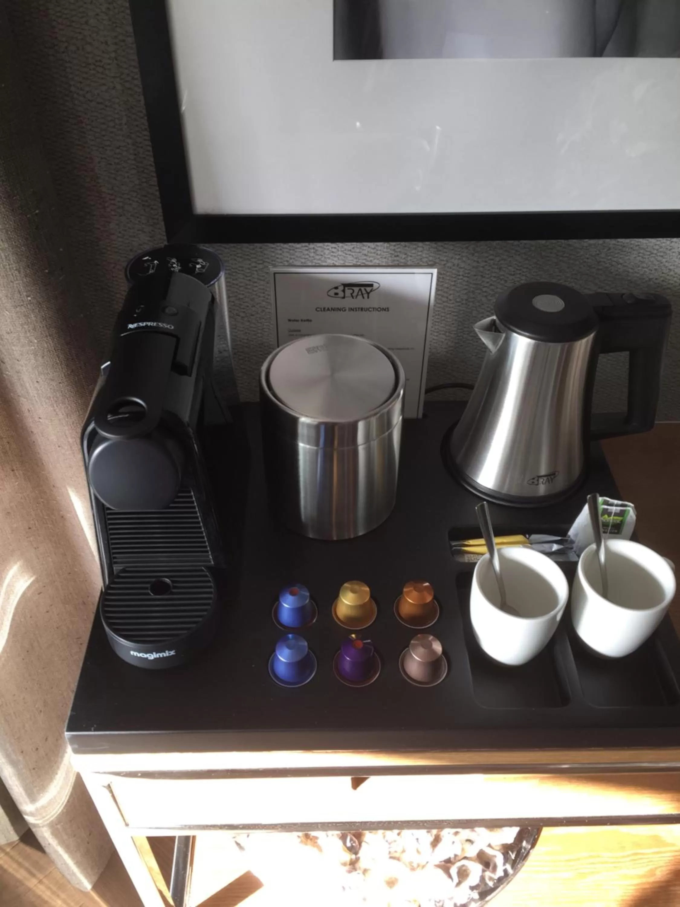 Coffee/tea facilities in Hotel aan de Haven