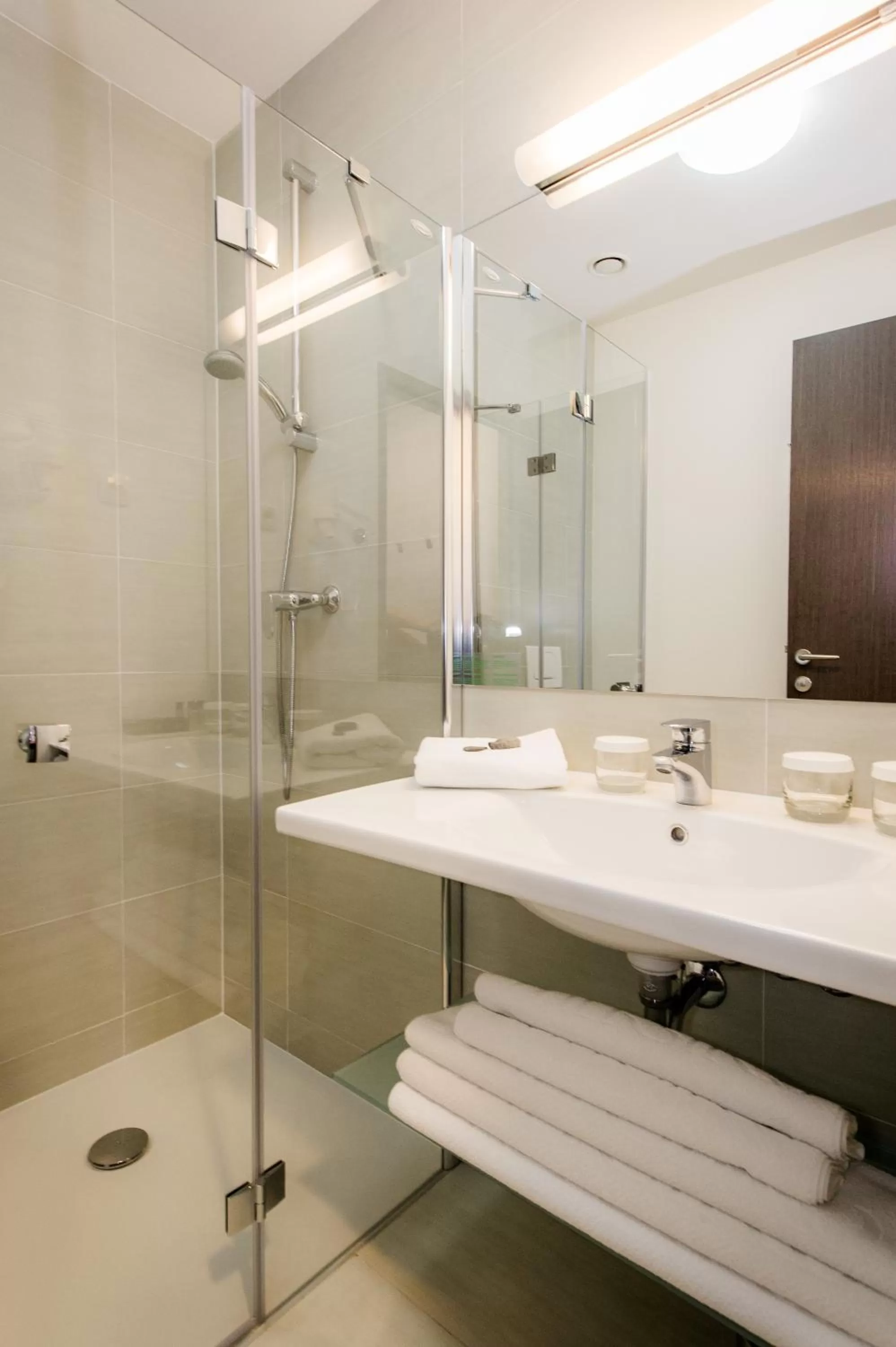 Shower in Hotel Meksiko