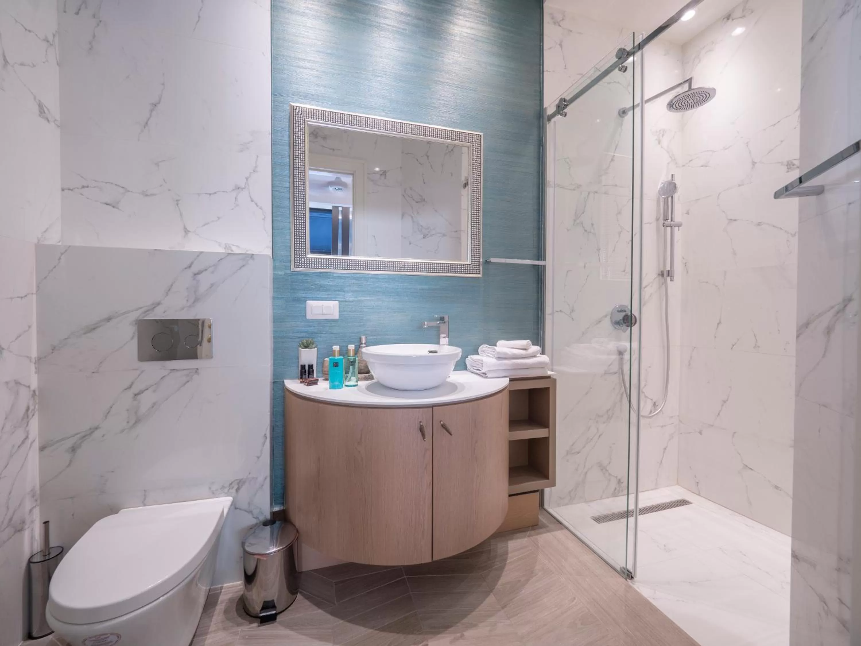 Bathroom in Apartments PERLA Budva