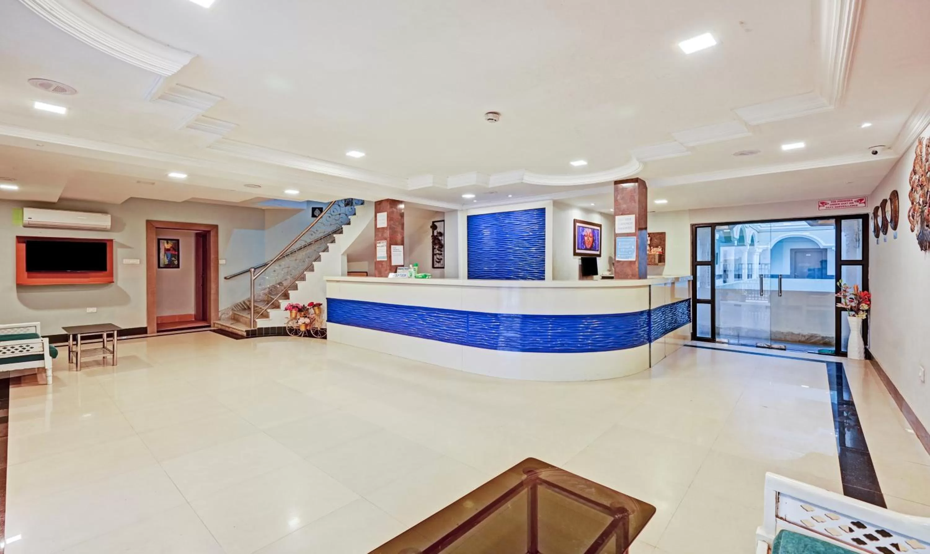 Lobby or reception in Treebo Sidhartha International Baliapanda