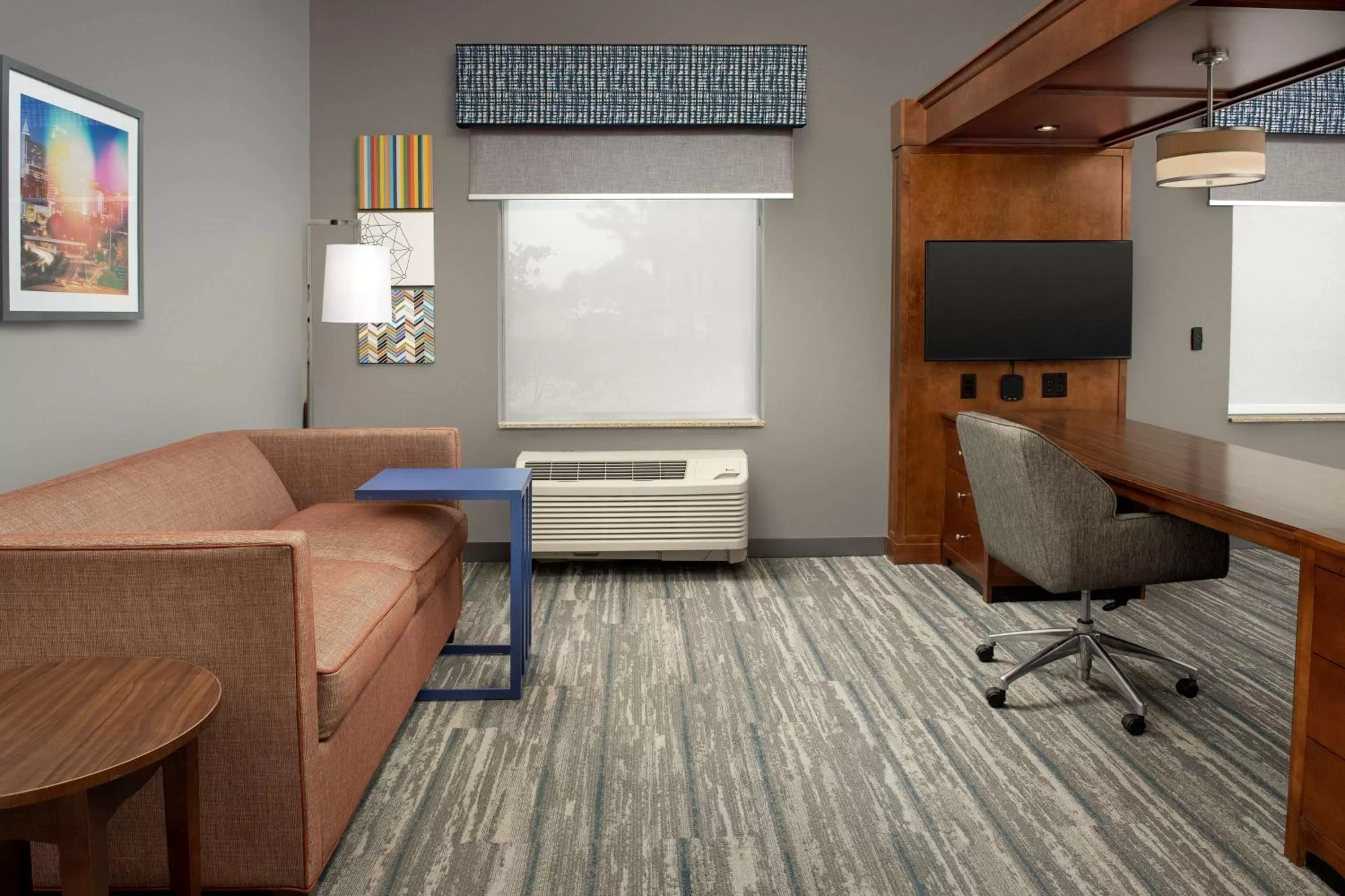 Bedroom in Hampton Inn & Suites Holly Springs