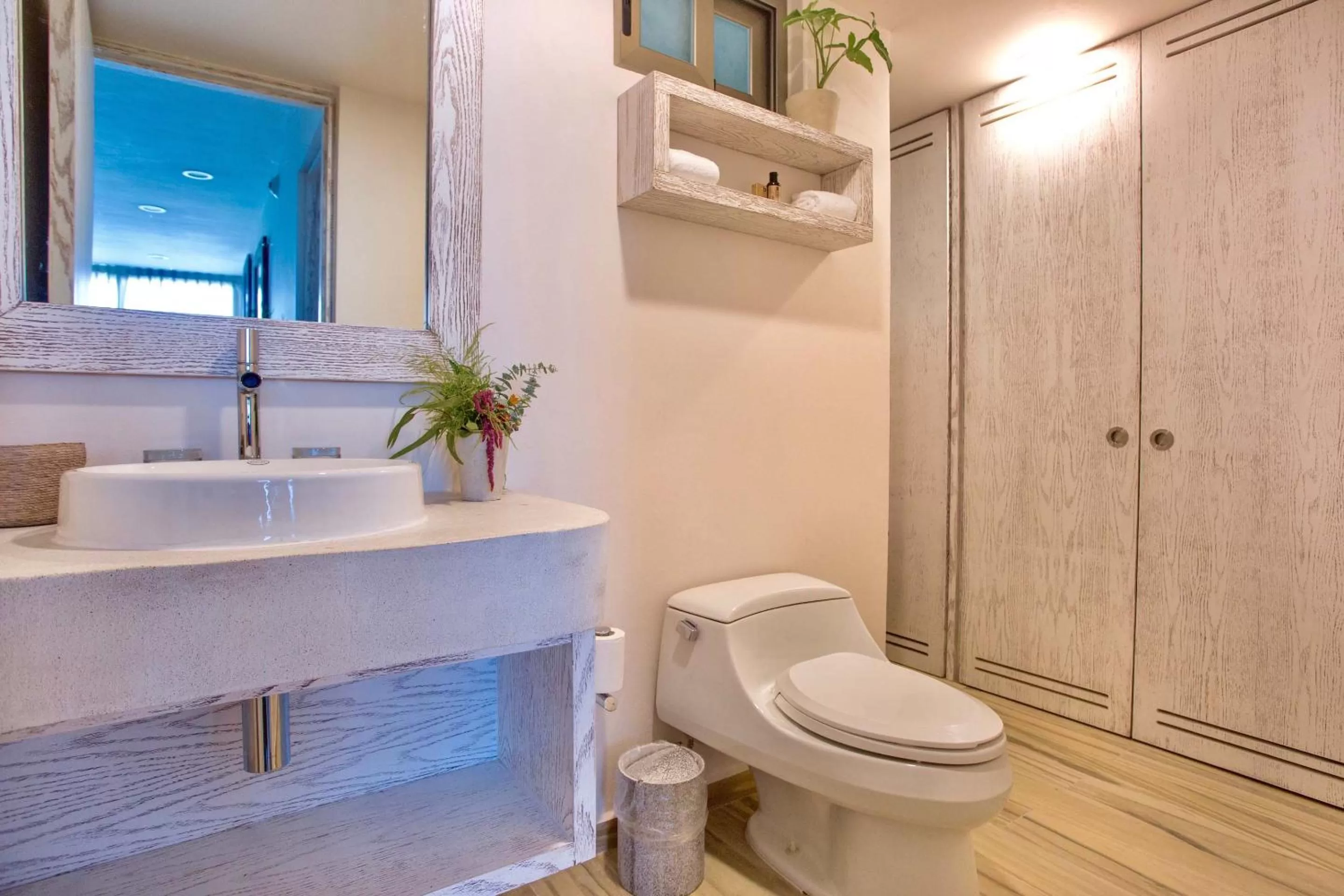 Bathroom in Newport House Playa Boutique Hotel