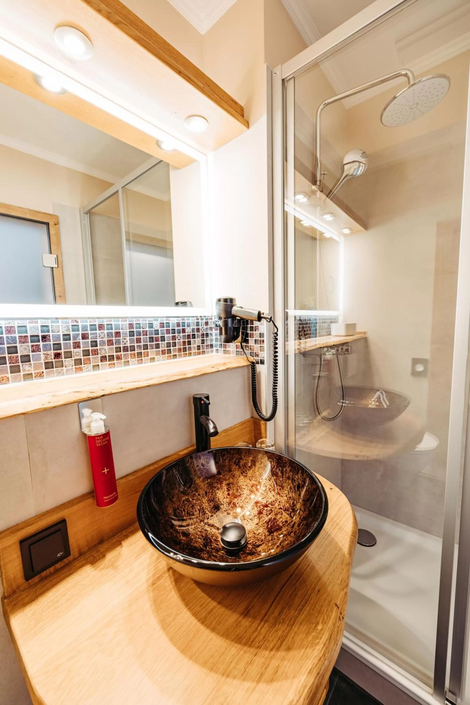 Shower in Schlosshotel Brilon-Wald