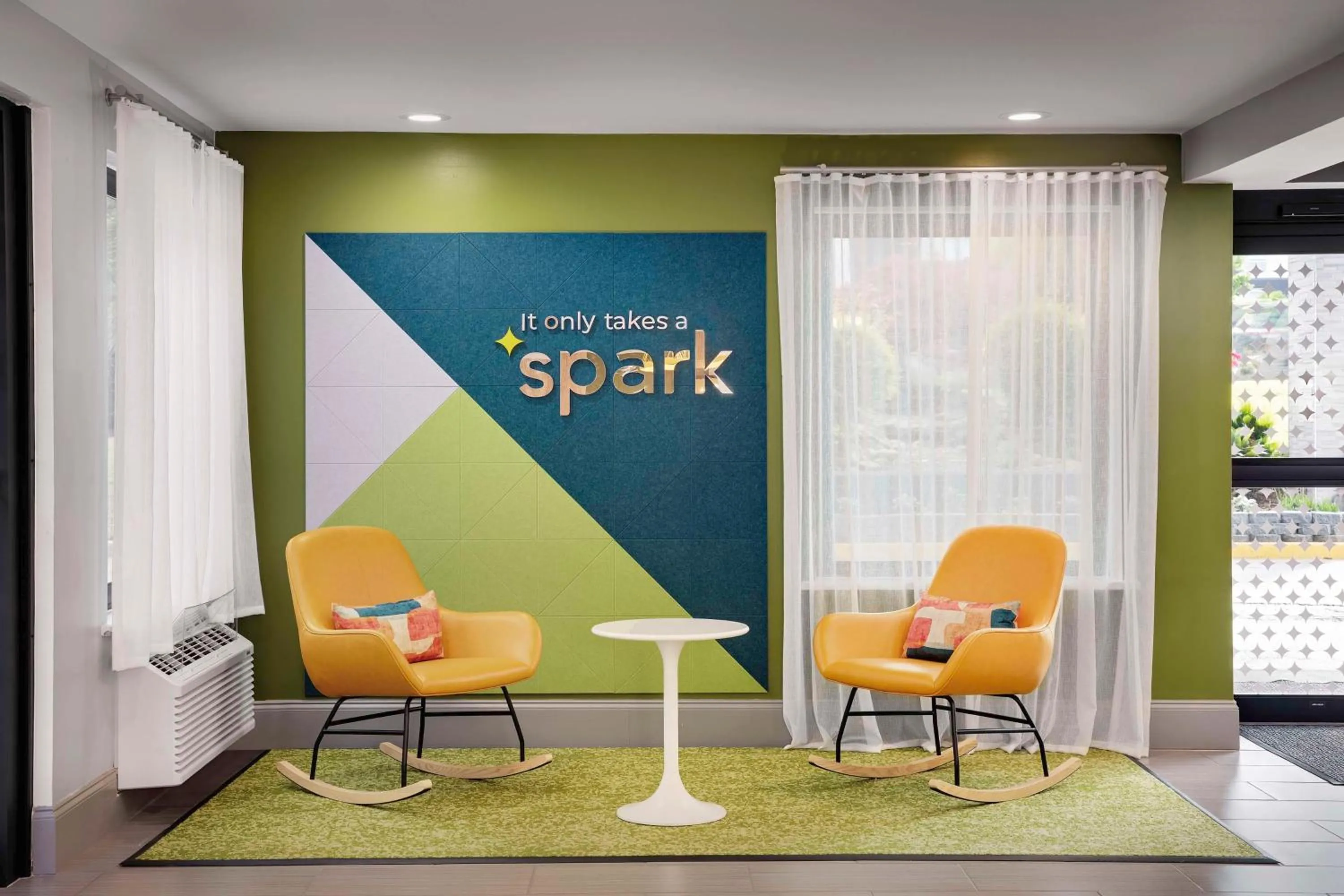 Lobby or reception in Days Inn by Wyndham Atlanta Marietta Galleria