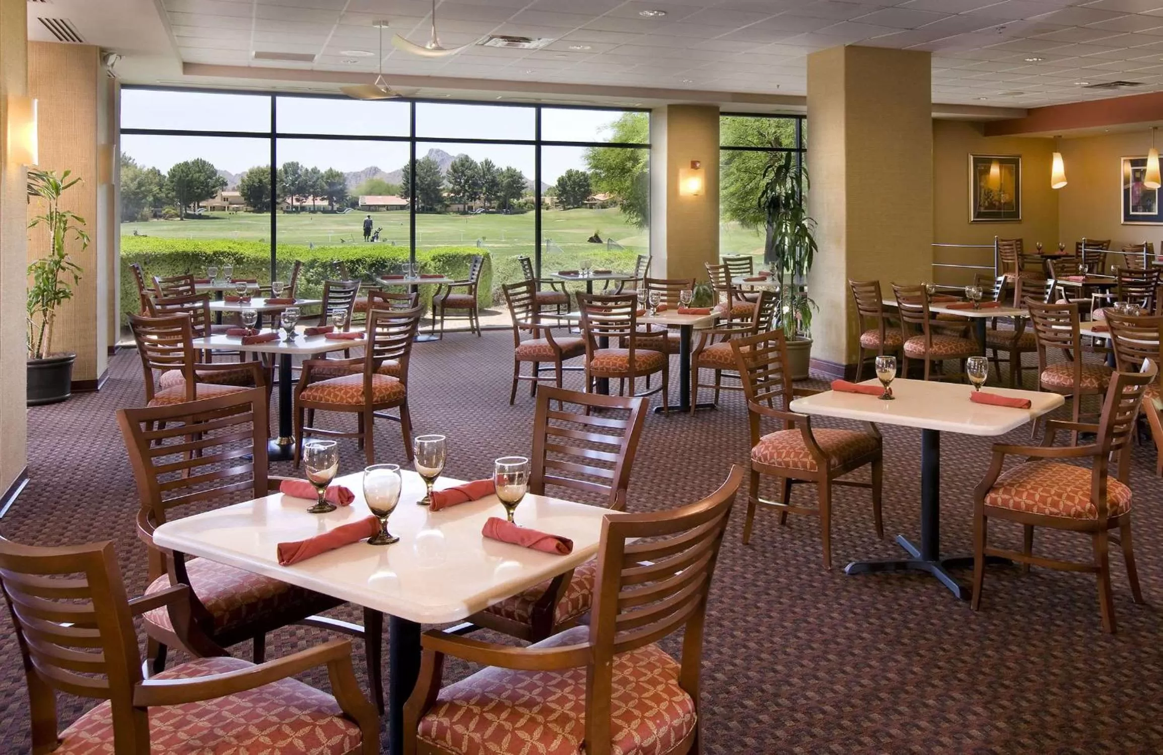 Restaurant/places to eat in Embassy Suites by Hilton Phoenix Scottsdale
