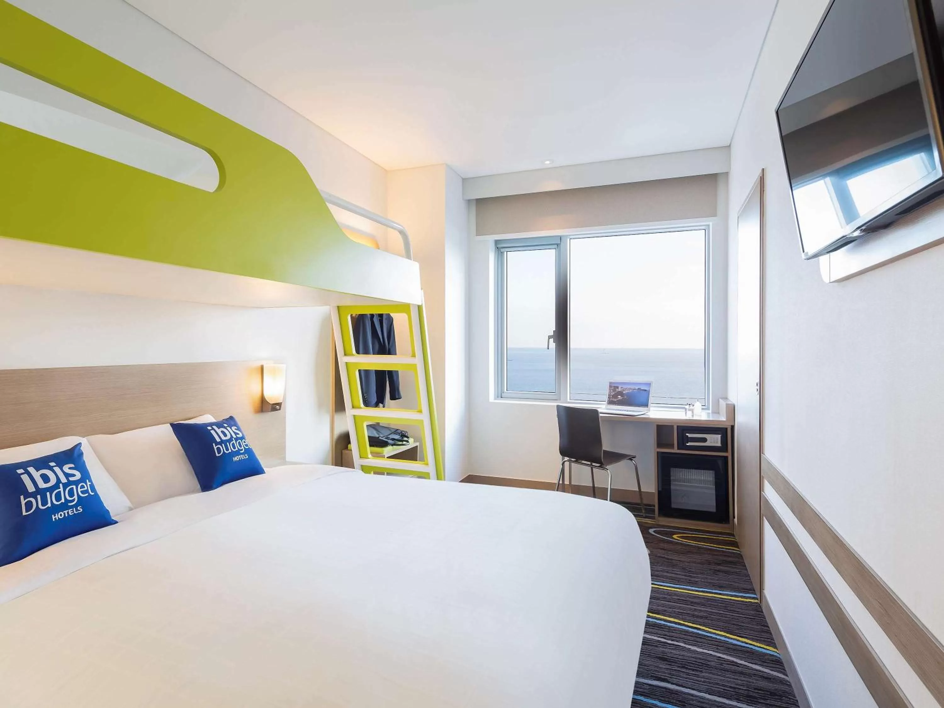 Photo of the whole room, Bed in ibis budget Ambassador Busan Haeundae