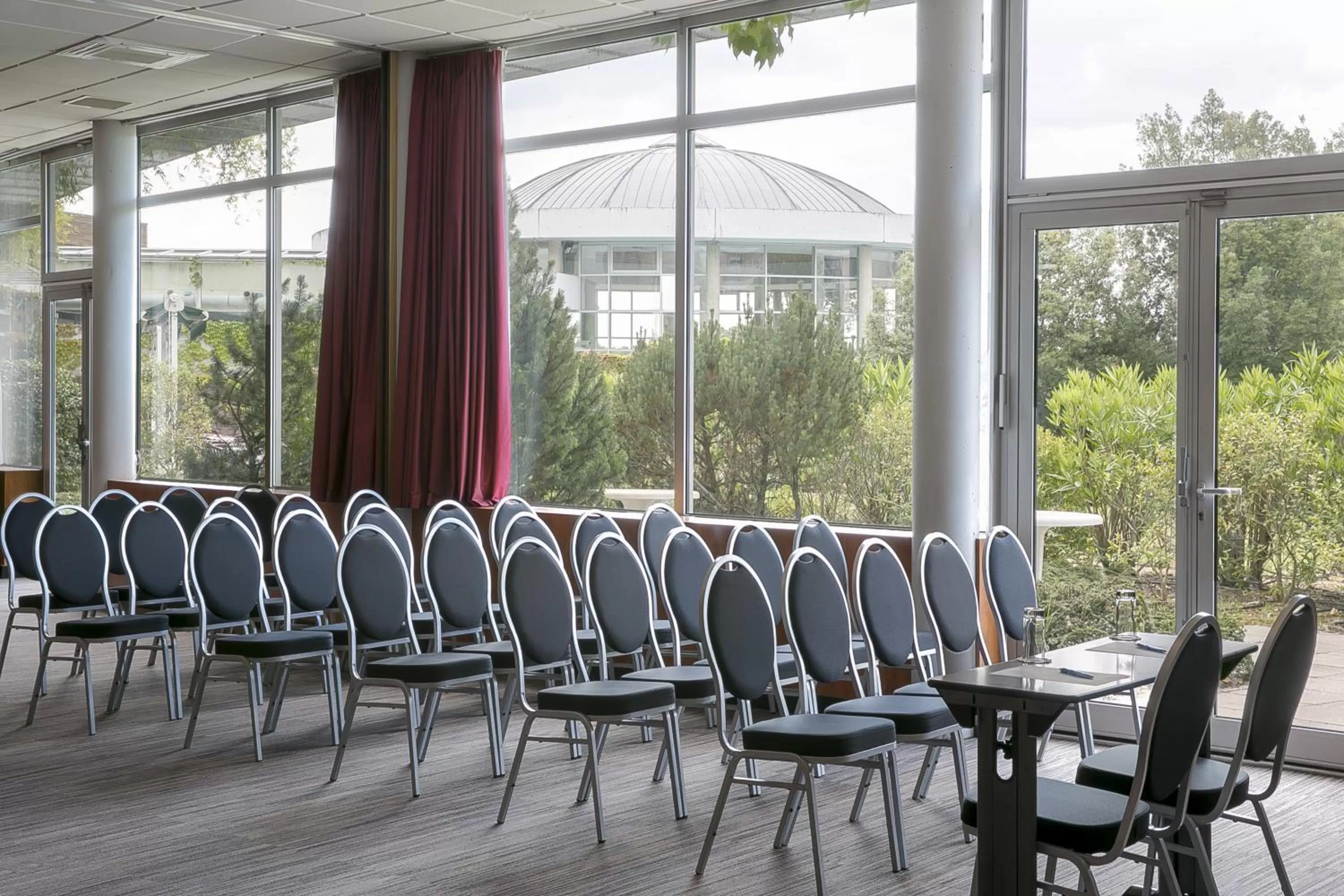 Day in Best Western Hotel Sourcéo