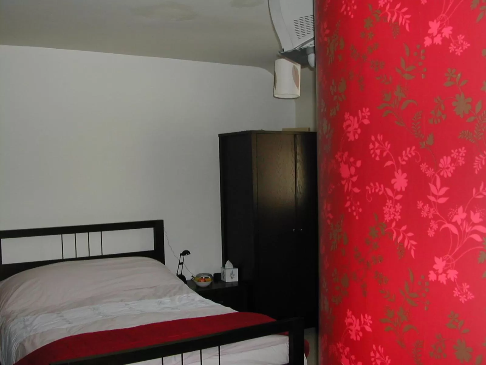 Bed in Middle Farm Villa B&B