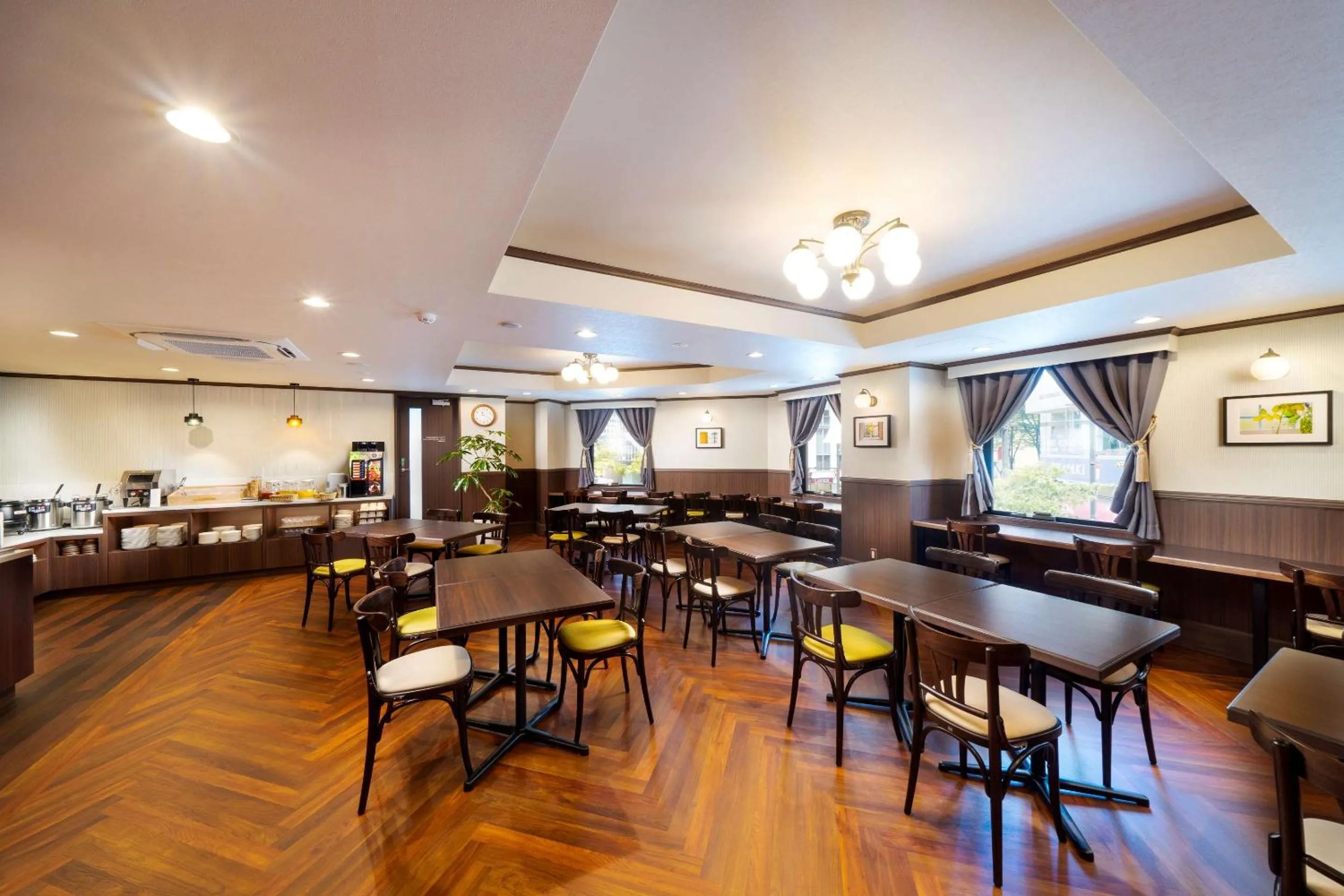 Restaurant/places to eat in Best Western Hotel Fino Shin-Yokohama