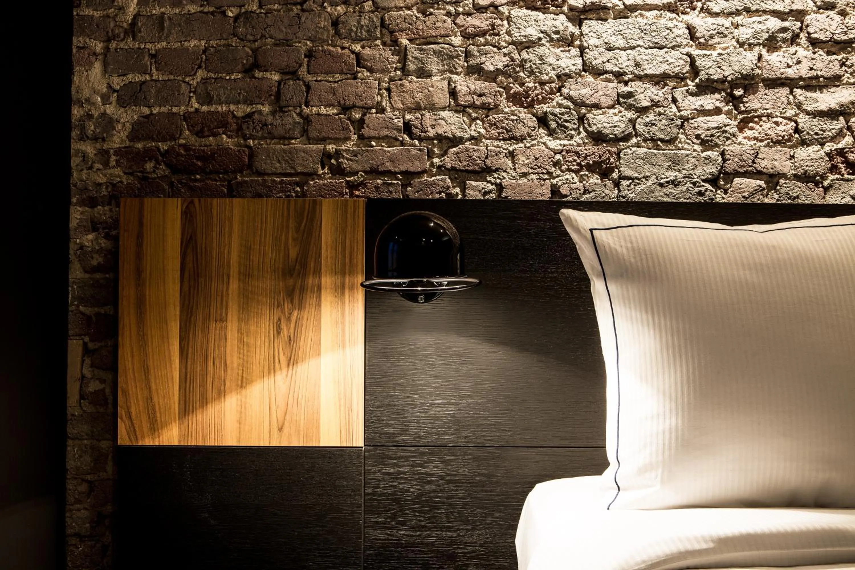 Decorative detail in Hôtel Louvre-Lens - Esprit de France