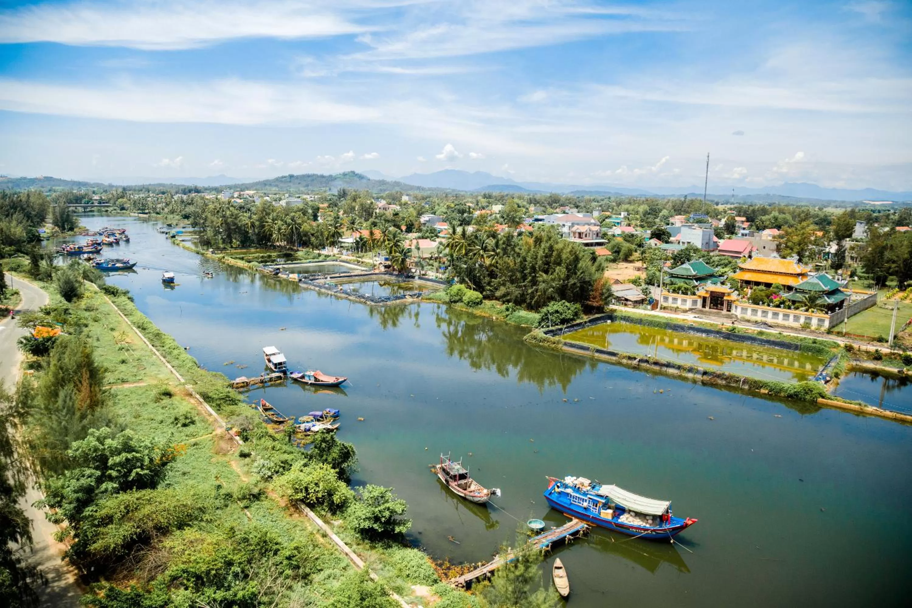 Châu Ngọc Viên Hotel - Biển Mỹ Khê - Quảng Ngãi