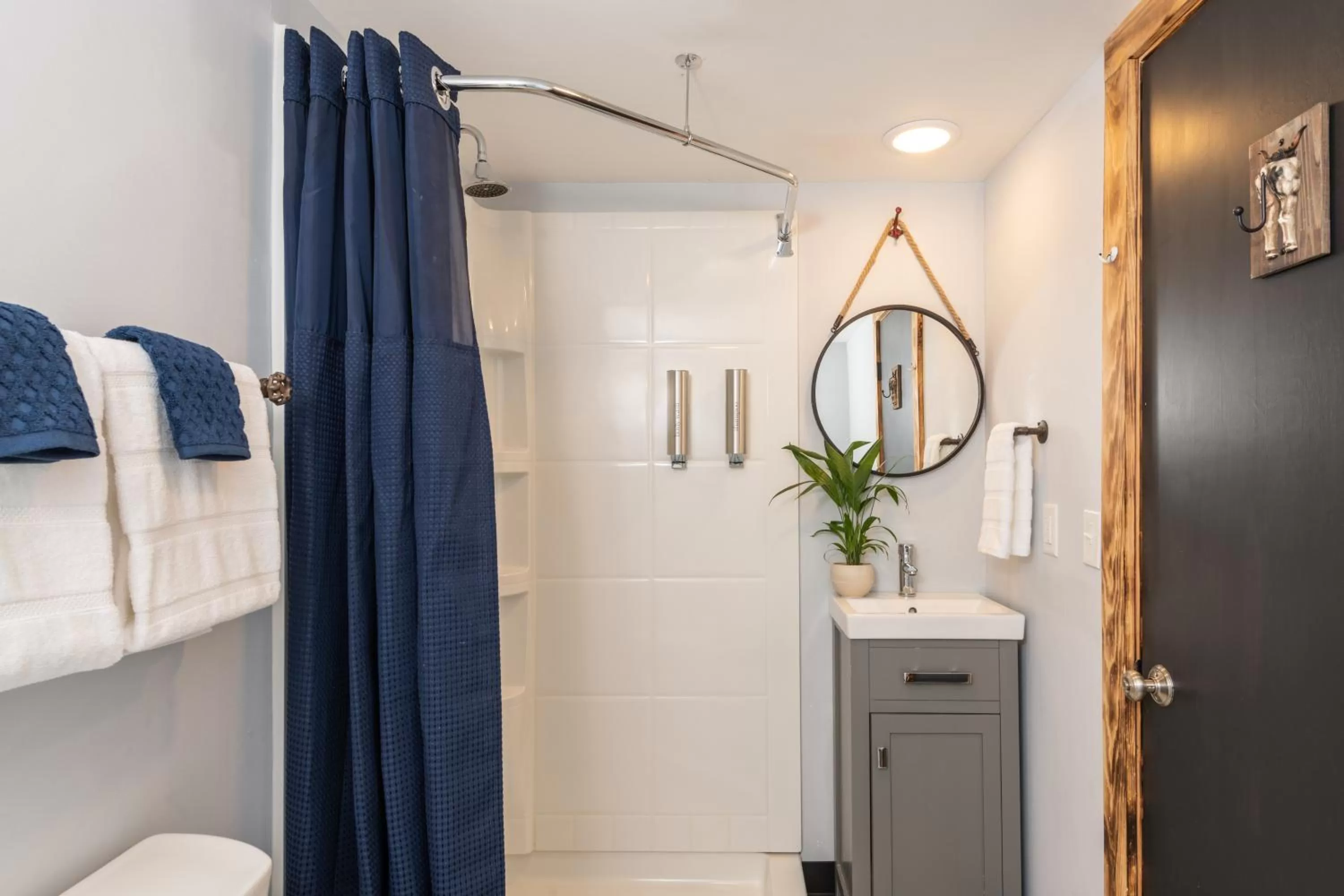 Bathroom in Mad River Lodge