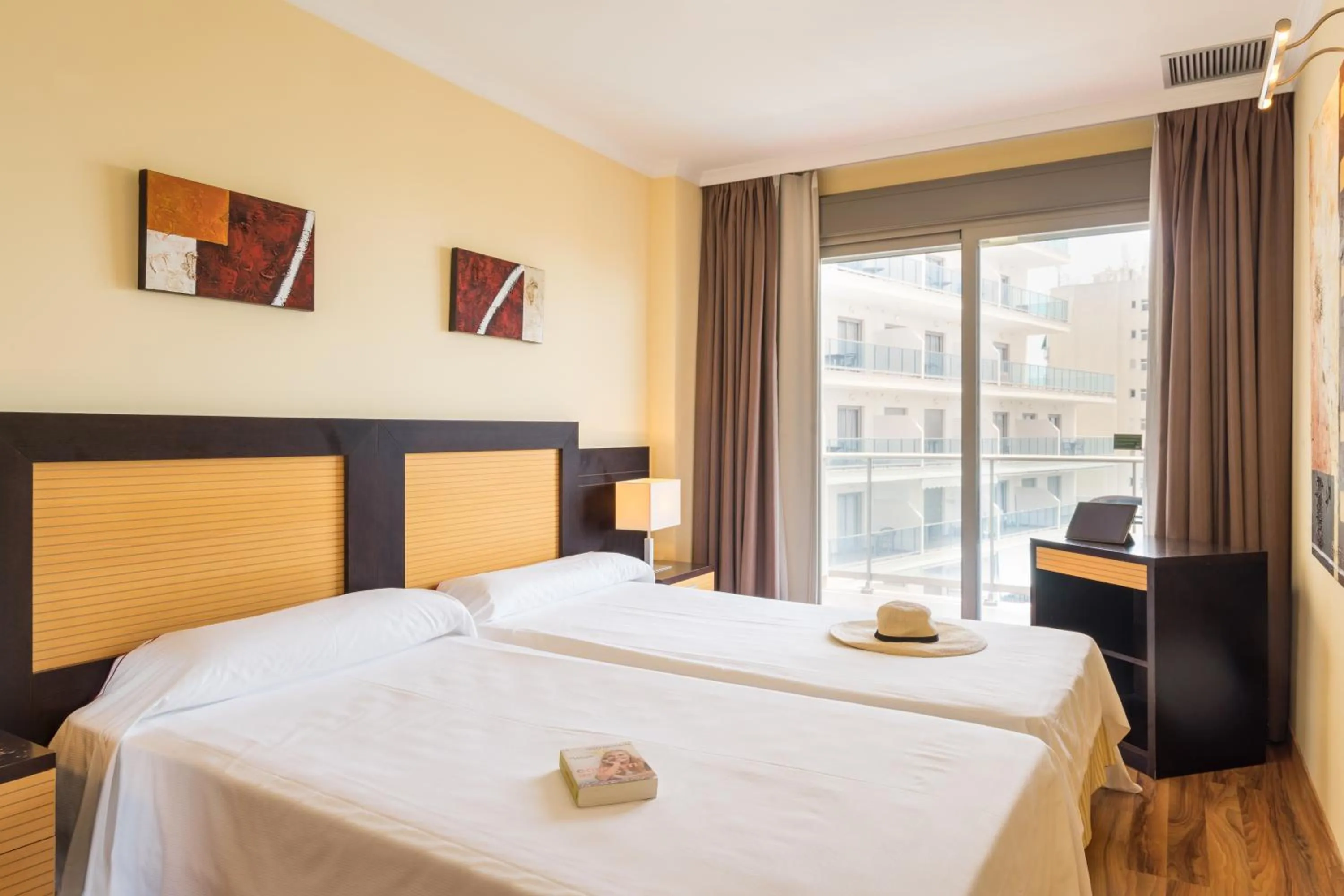 Bedroom, Bed in Pierre & Vacances Benalmádena Príncipe