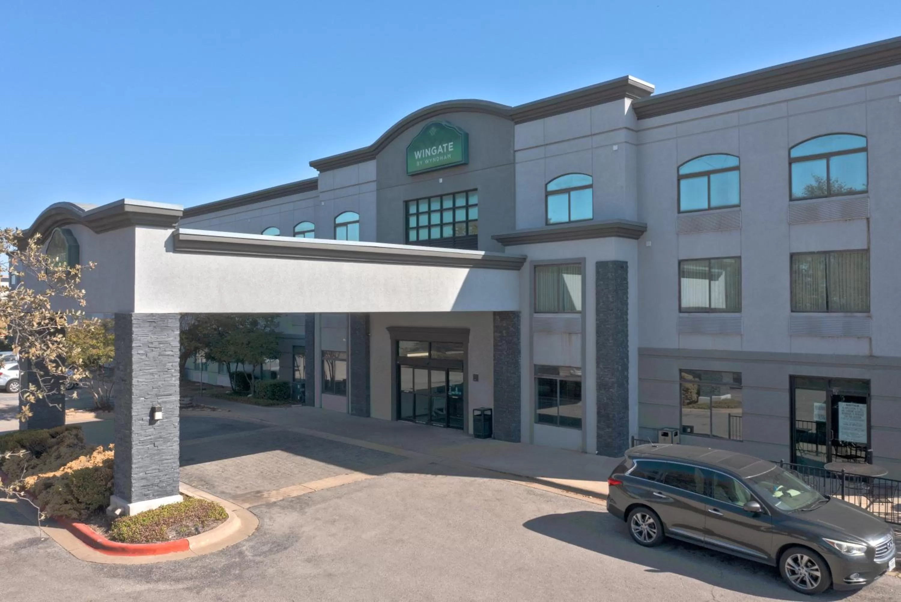 Property building in Wingate by Wyndham and Williamson Conference Center