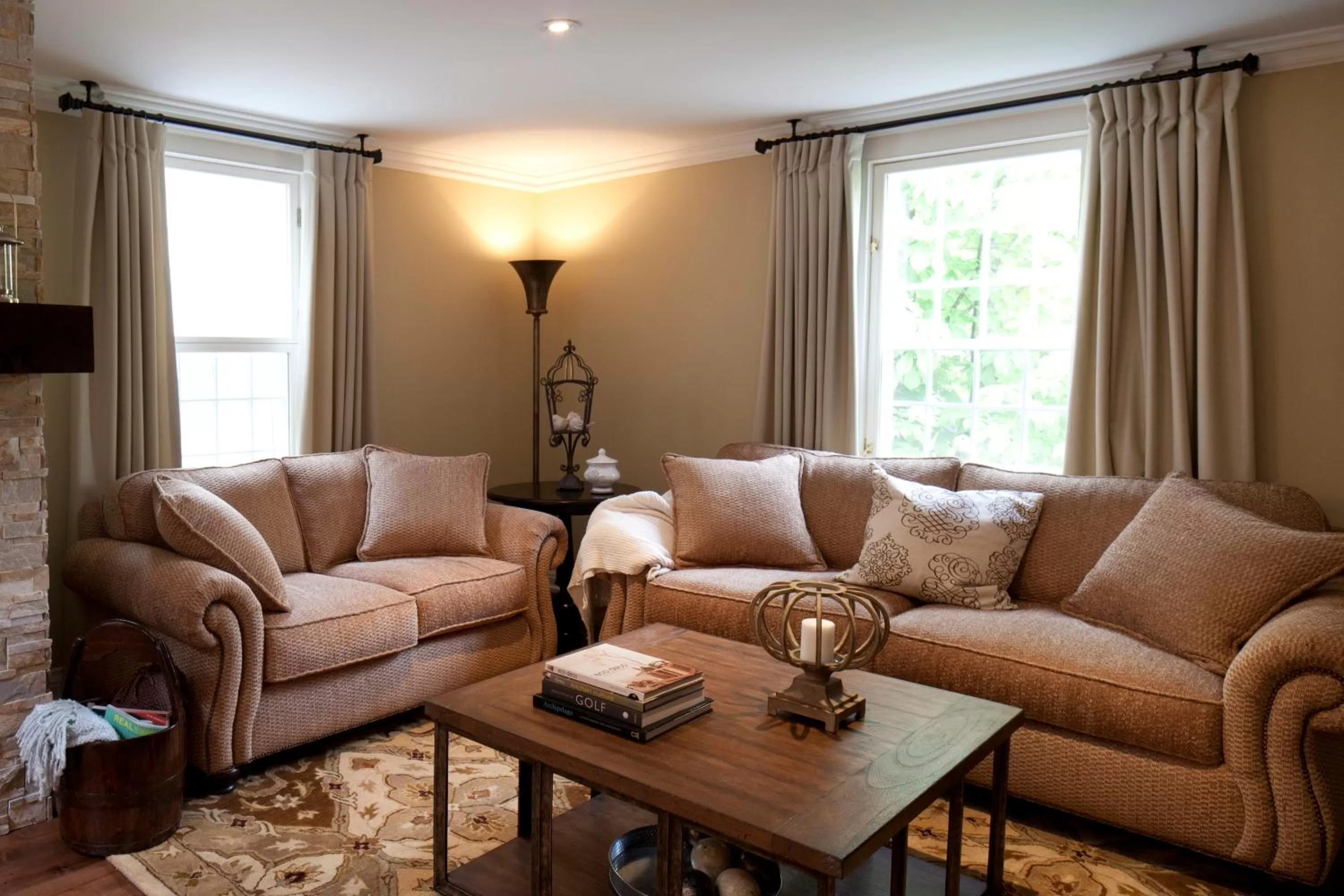 Living room in 124 on Queen Hotel & Spa