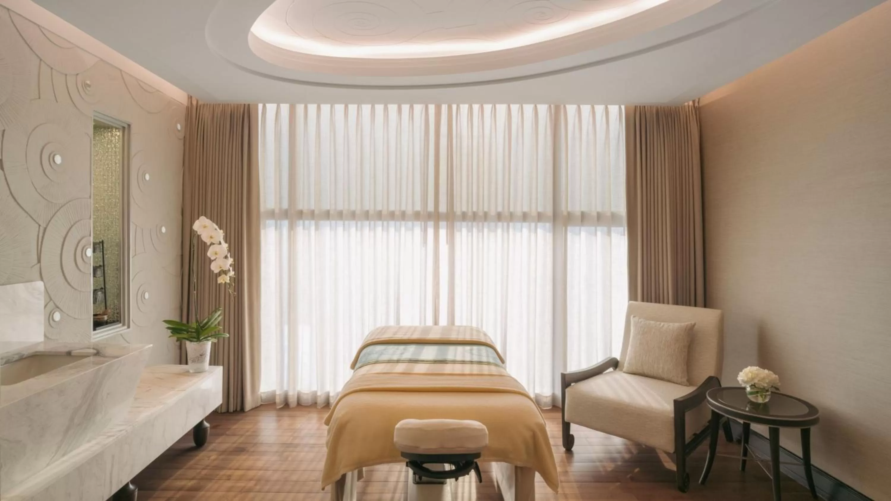 Spa and wellness centre/facilities, Bed in InterContinental Bangkok by IHG
