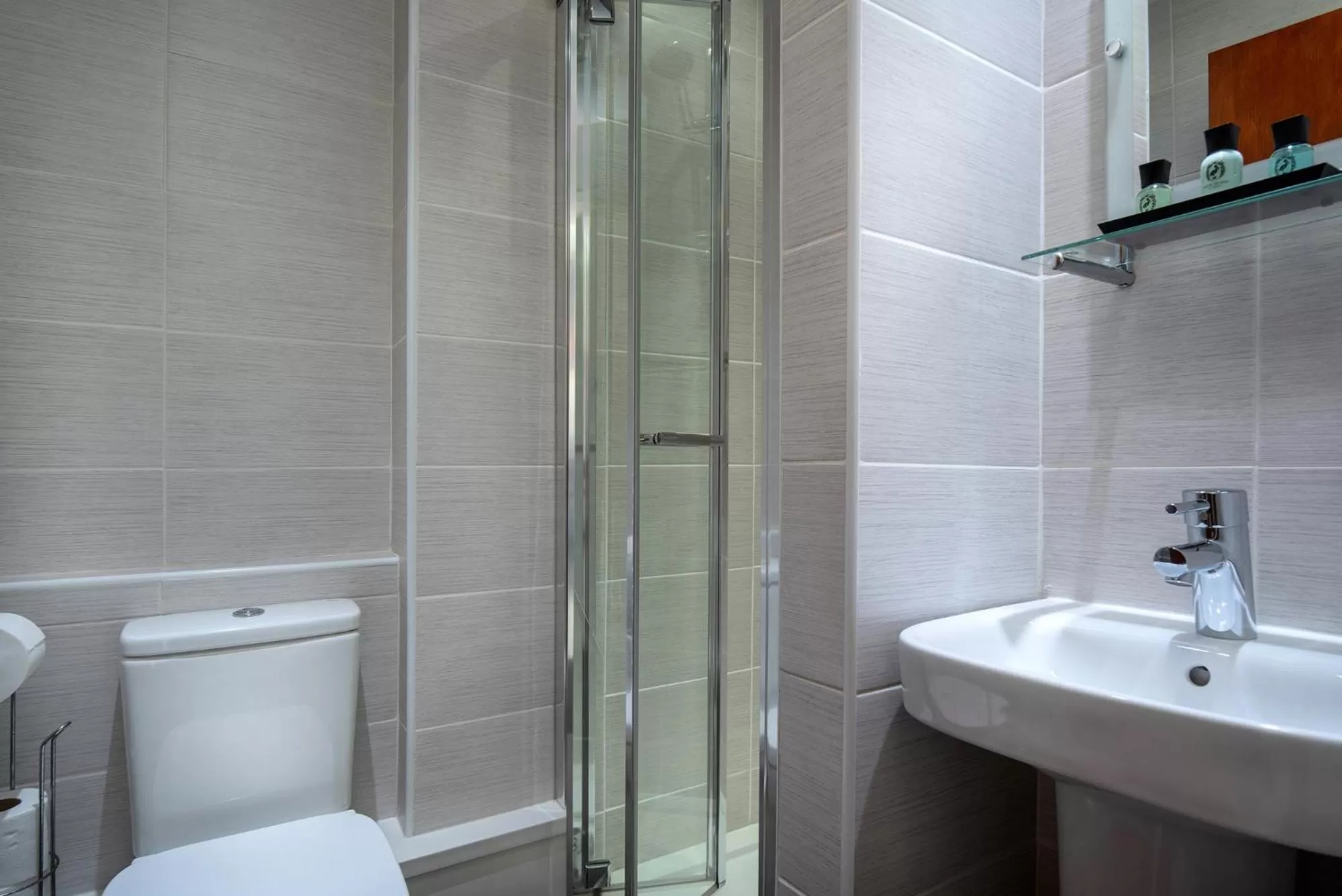 Bathroom in Pebble House
