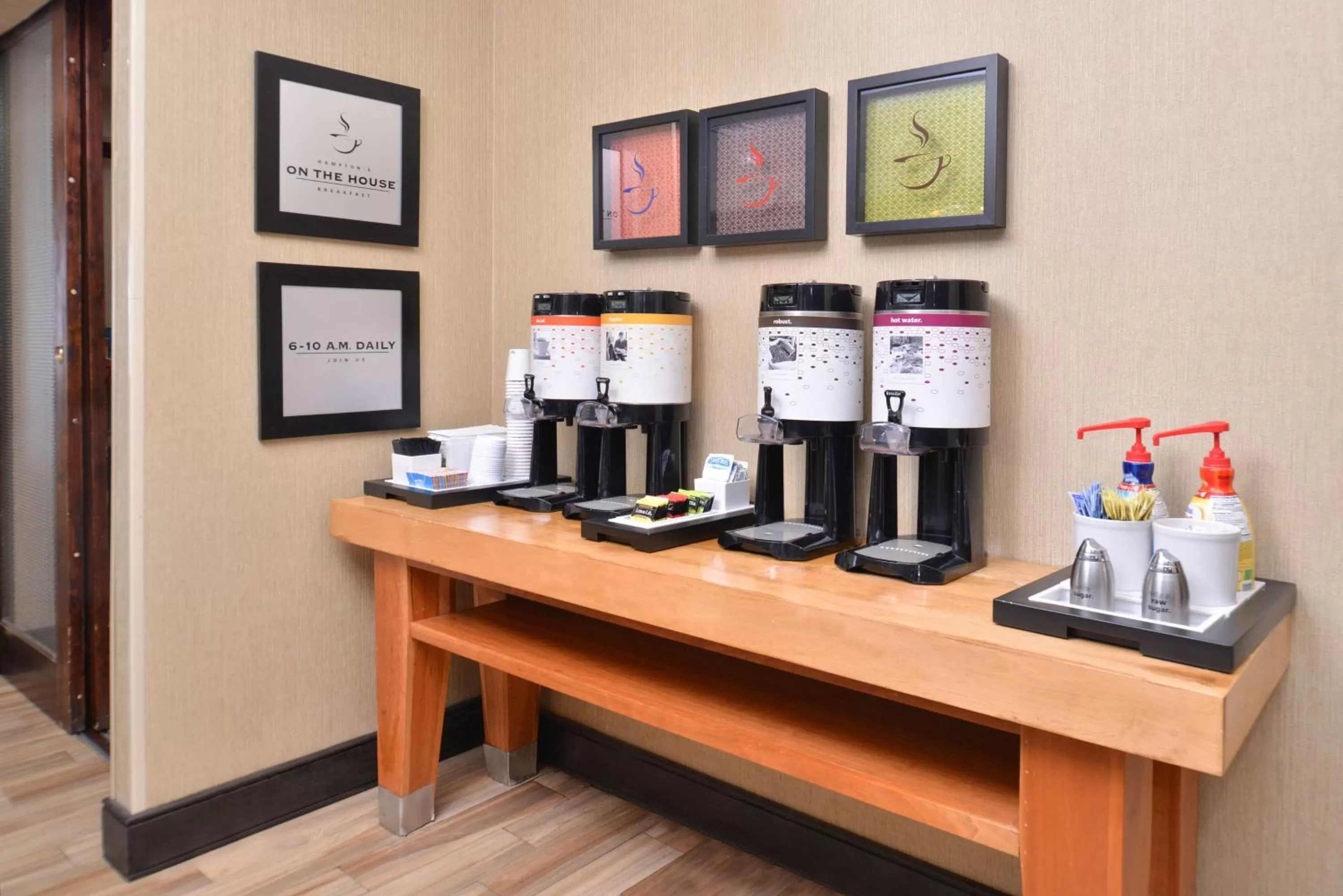 Lobby or reception in Hampton Inn Van Horn