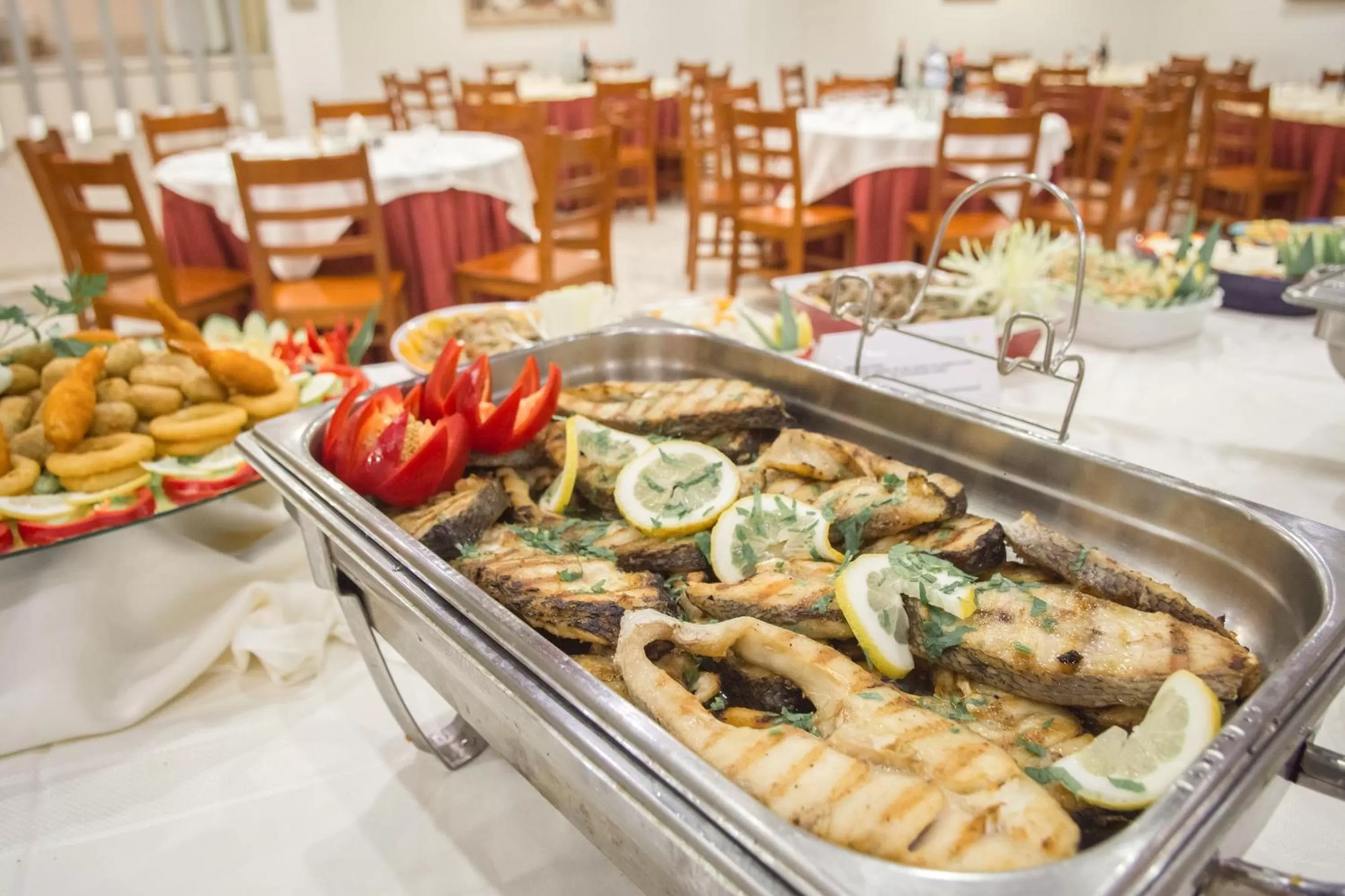 Restaurant/places to eat in Hotel Cristal Caldas