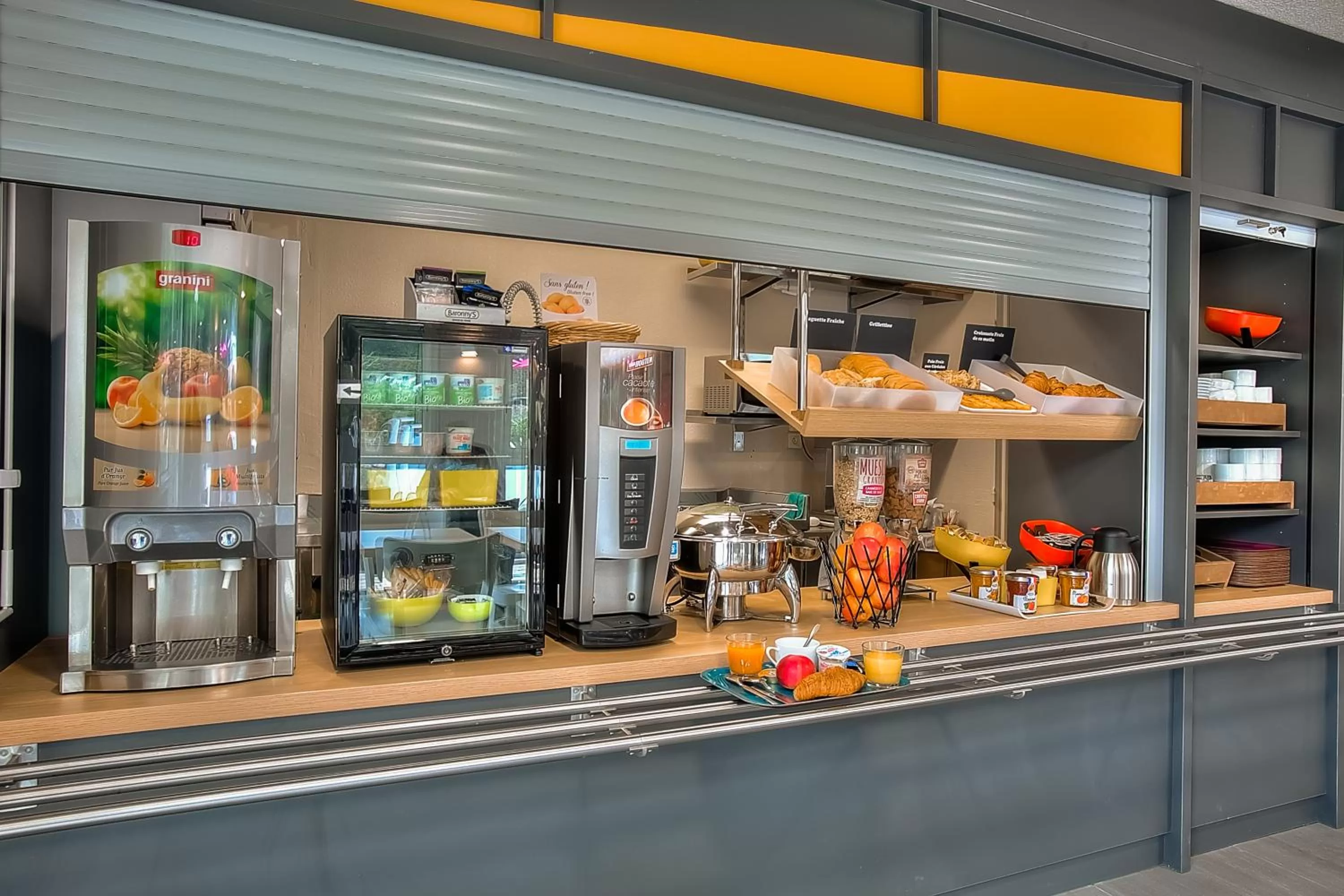 Buffet breakfast in B&B HOTEL Antibes Sophia Antipolis