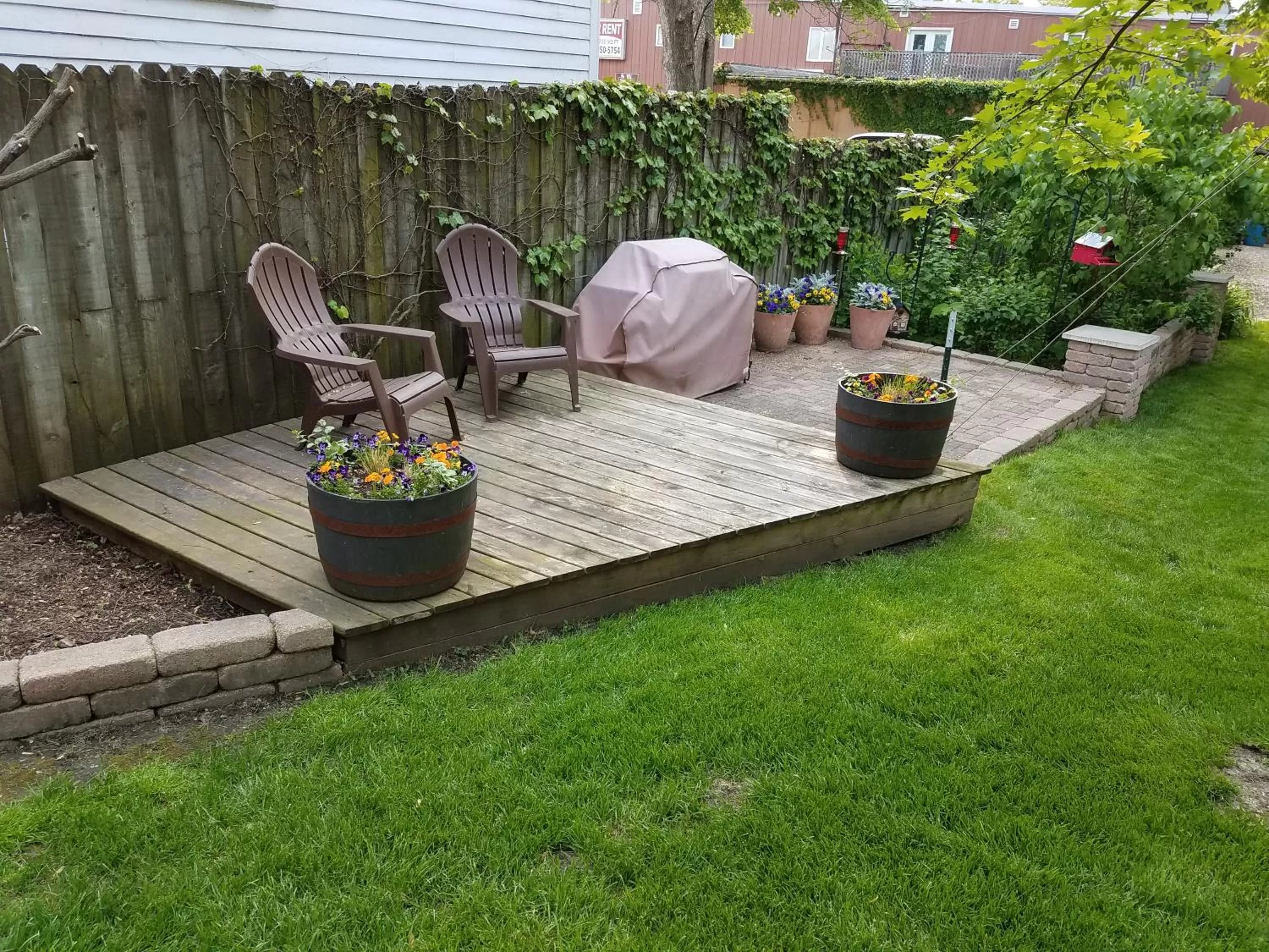 BBQ facilities in HA Whitney Inn