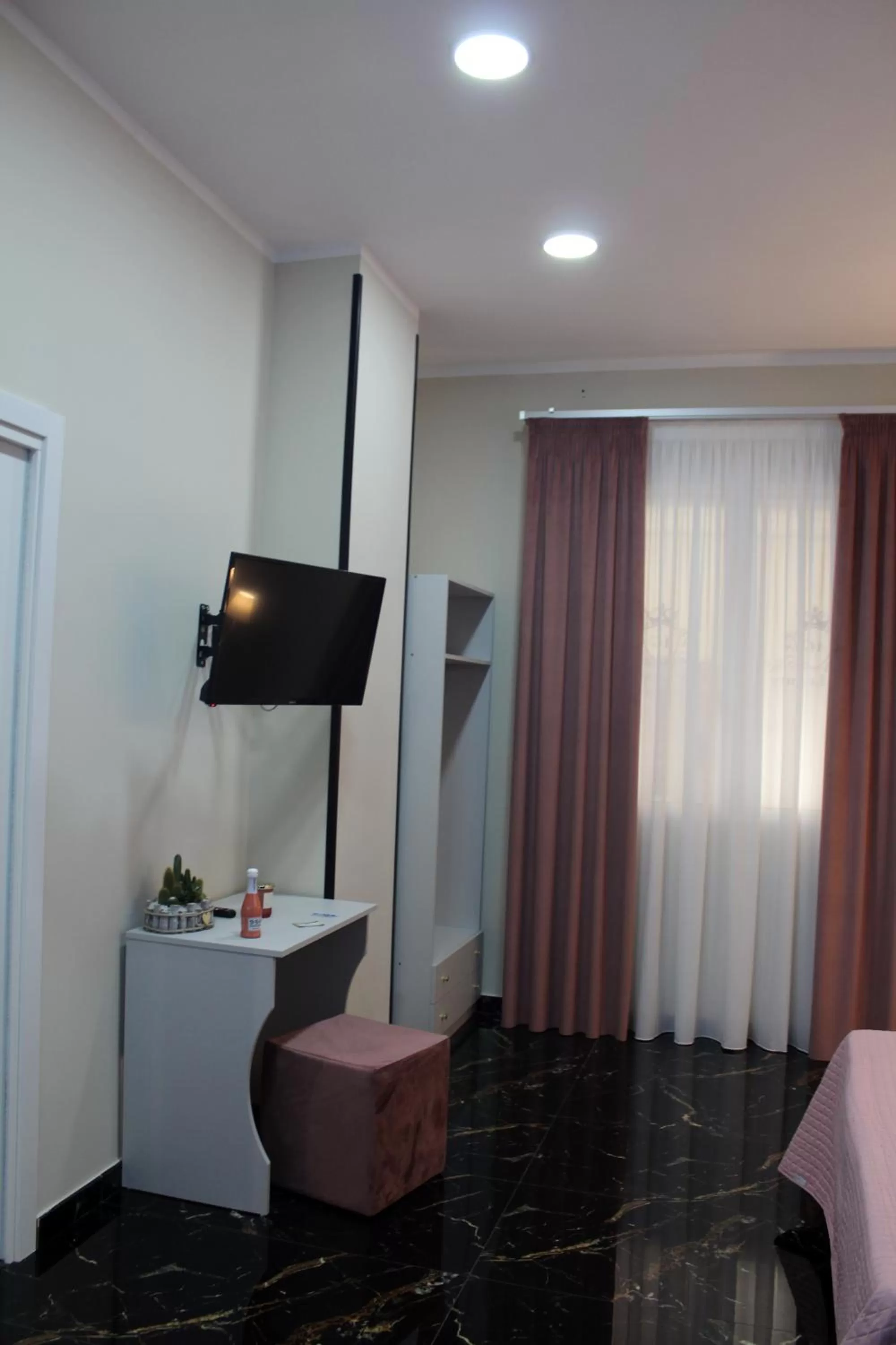 TV/Entertainment Center in My Luxury