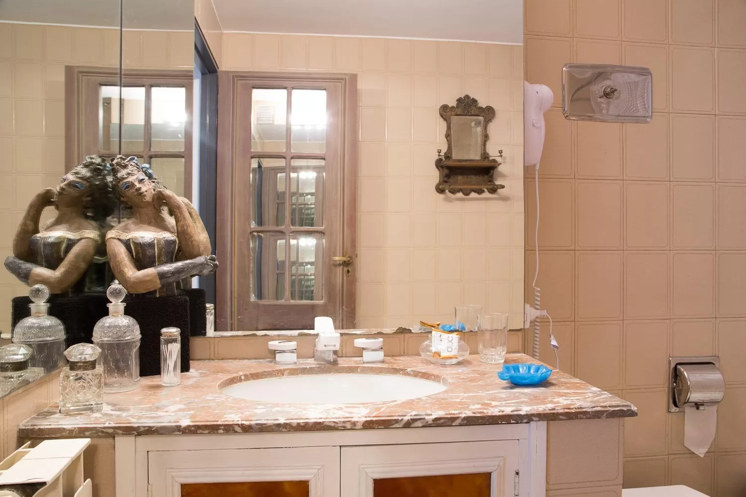 Bathroom in Virreinato Hotel Boutique