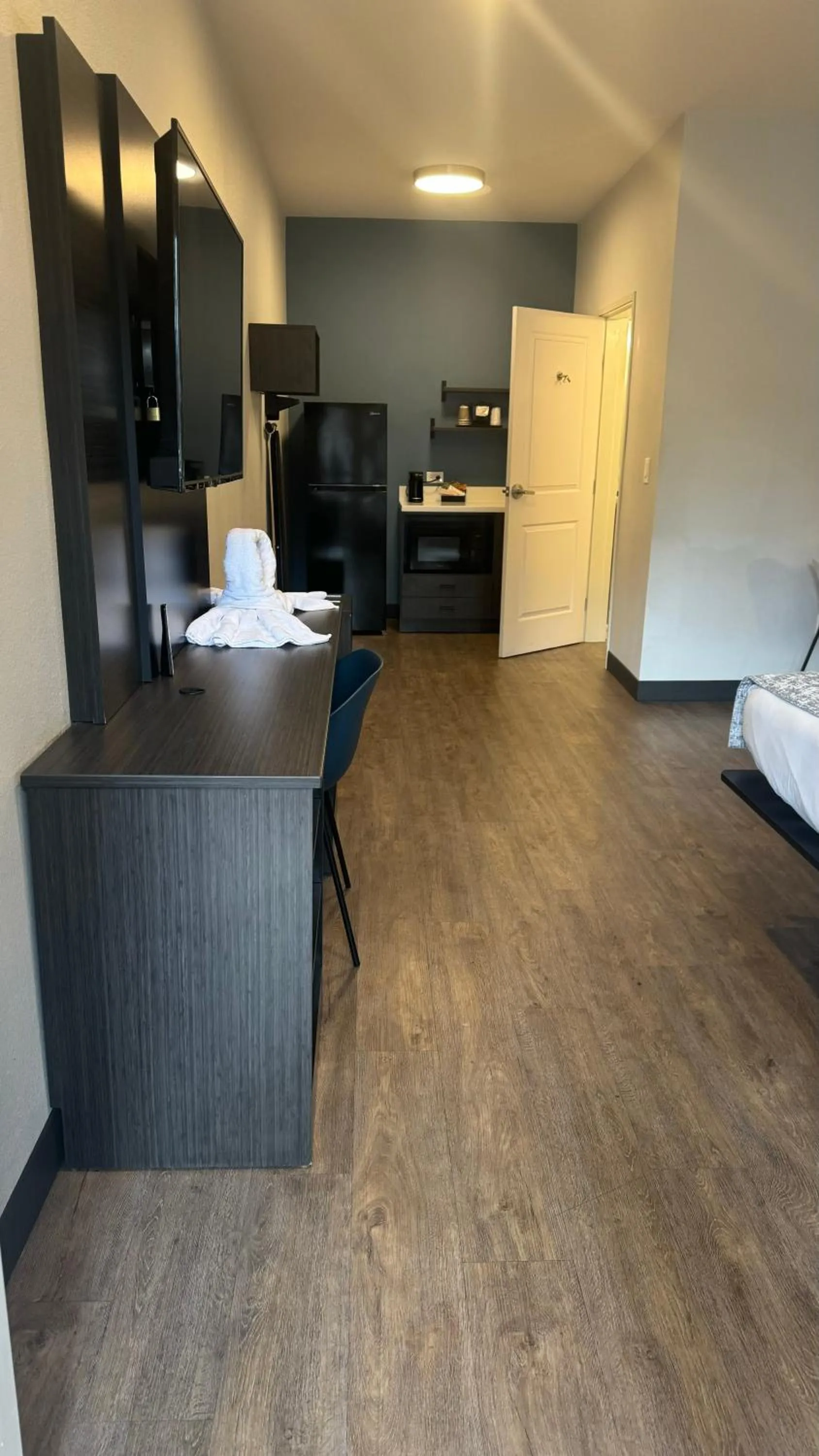 TV/Entertainment Center in Hotel del SOL