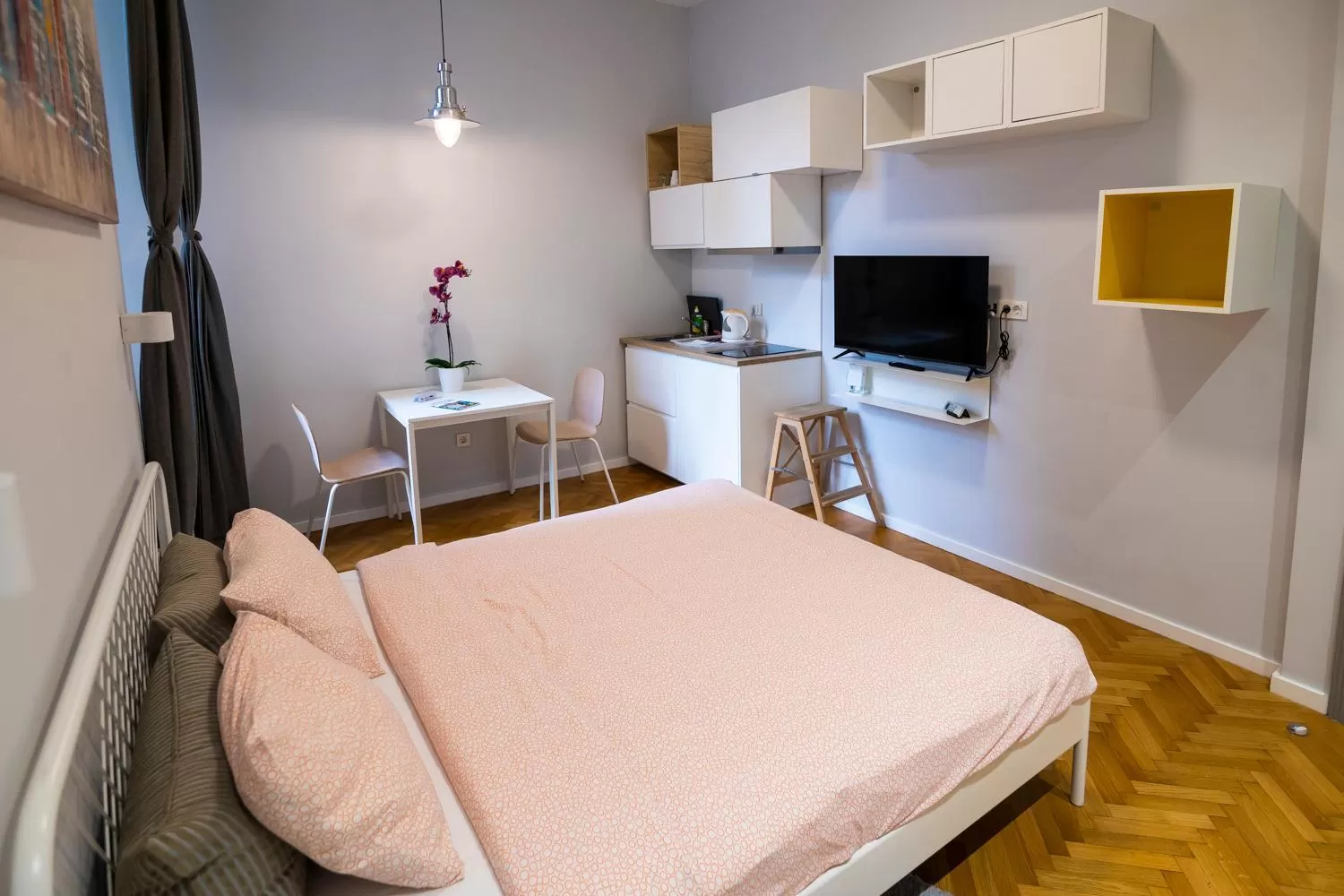 Bedroom, Bed in Doma Zagreb Aparthotel