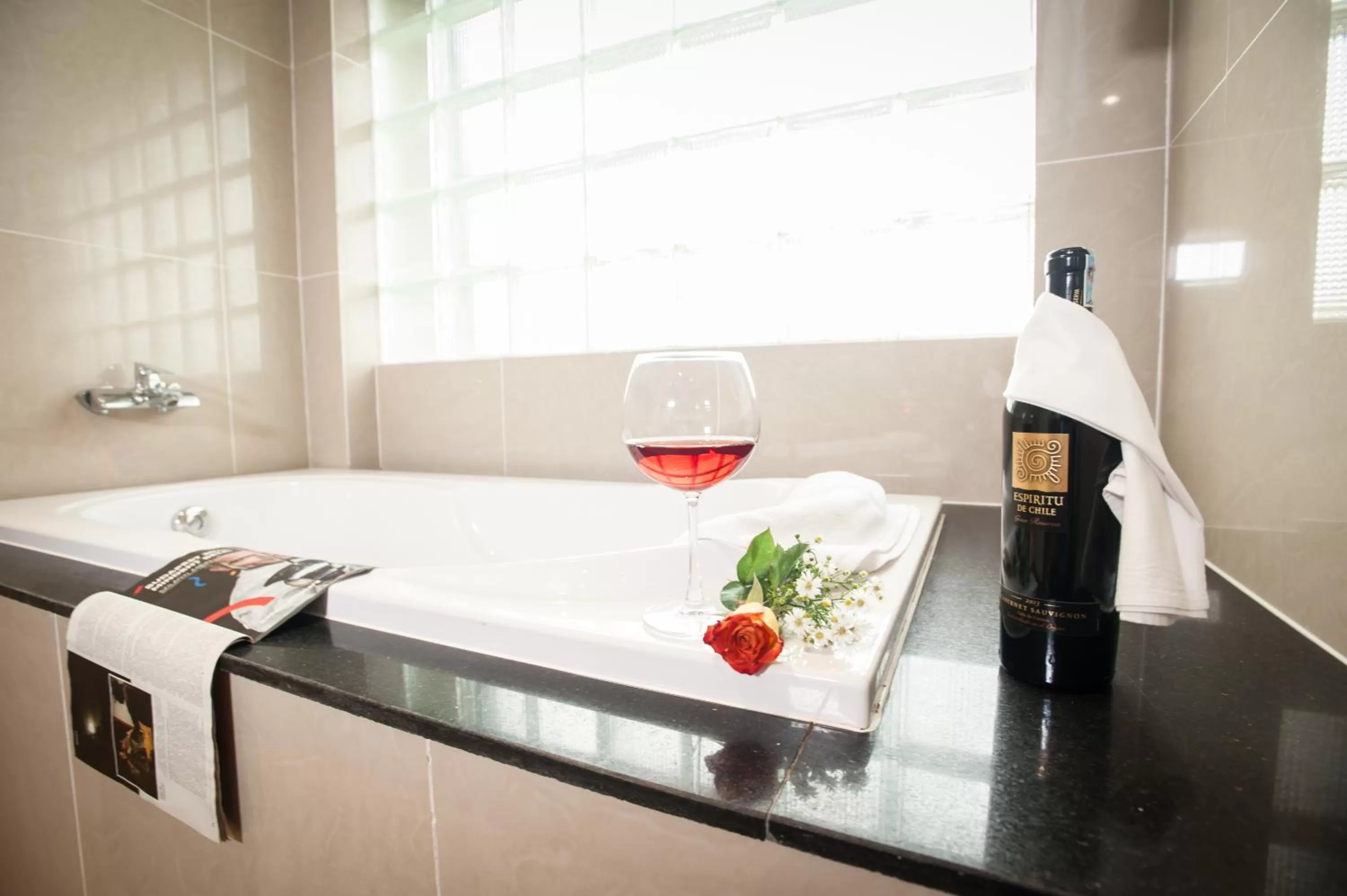 Bathroom in Mon Regency Hotel