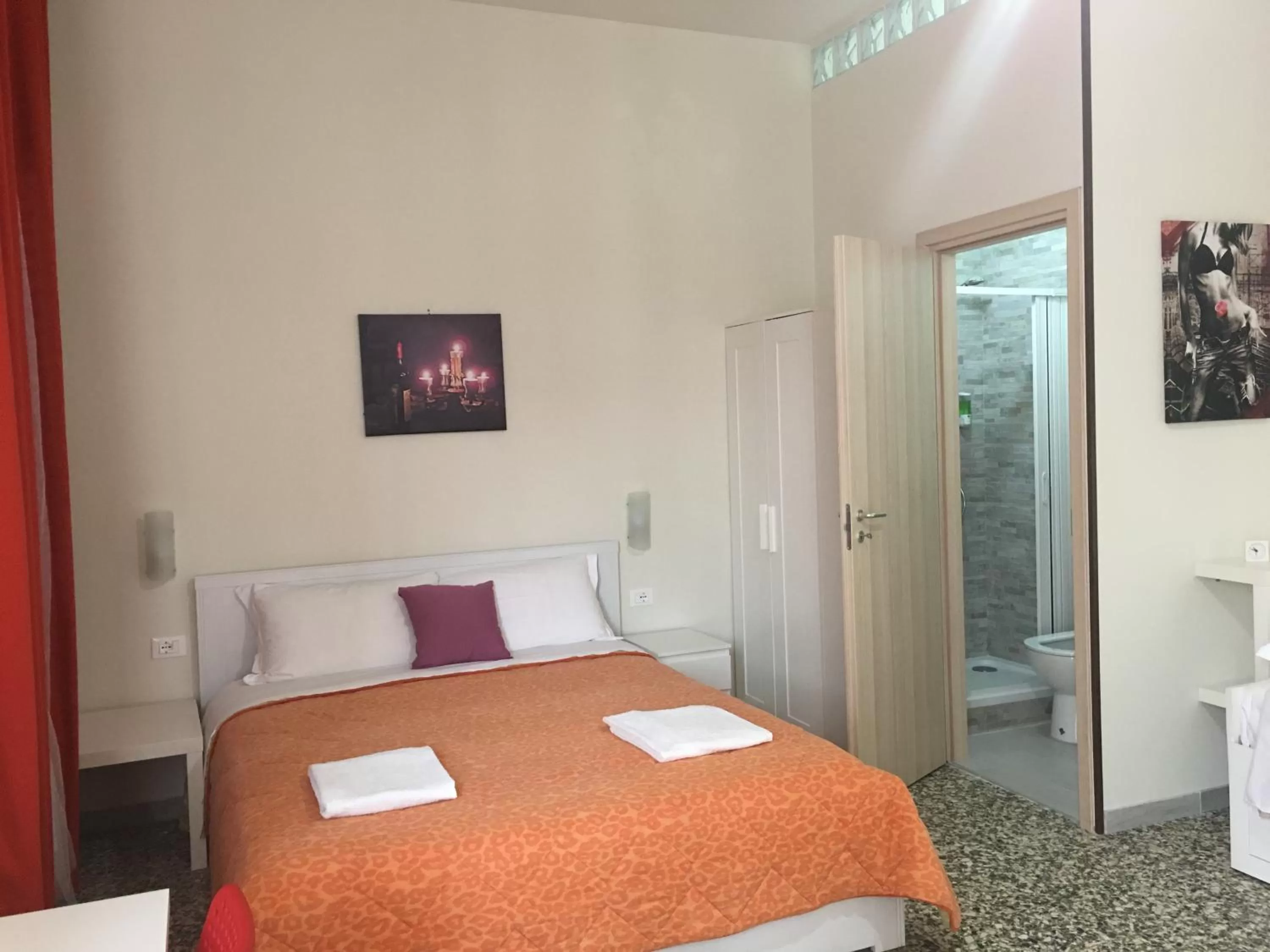 Photo of the whole room, Bed in Aliante B&B