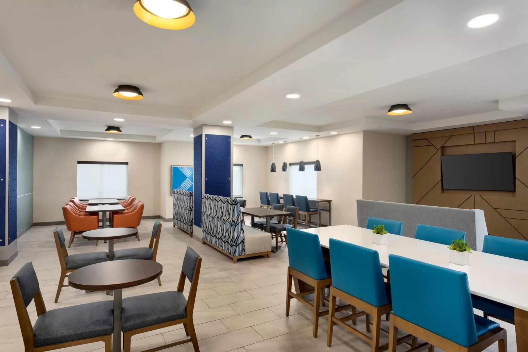 Breakfast in Holiday Inn Express Hotel & Suites Fort Pierce West by IHG