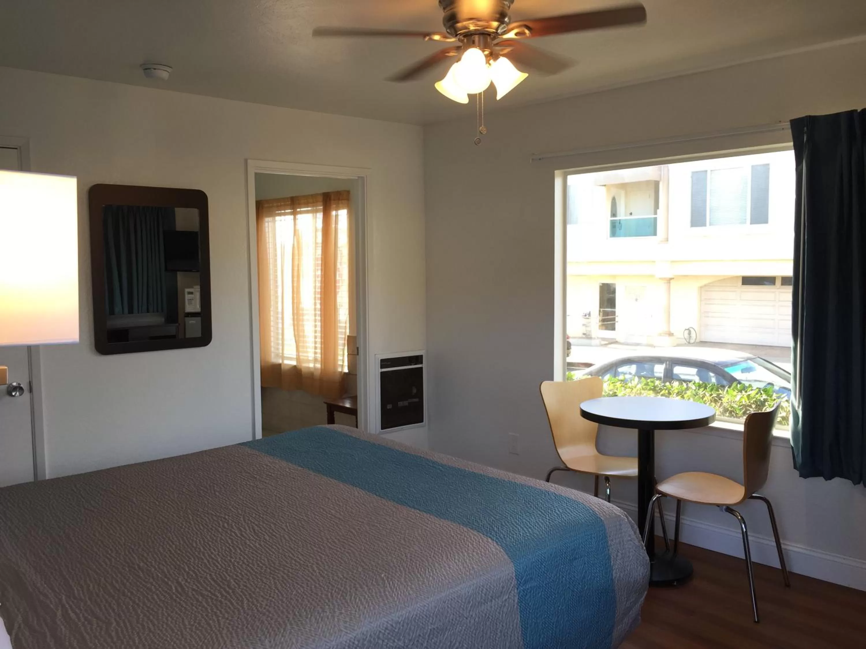 Bed in Motel 6 Pismo Beach CA Pacific Ocean