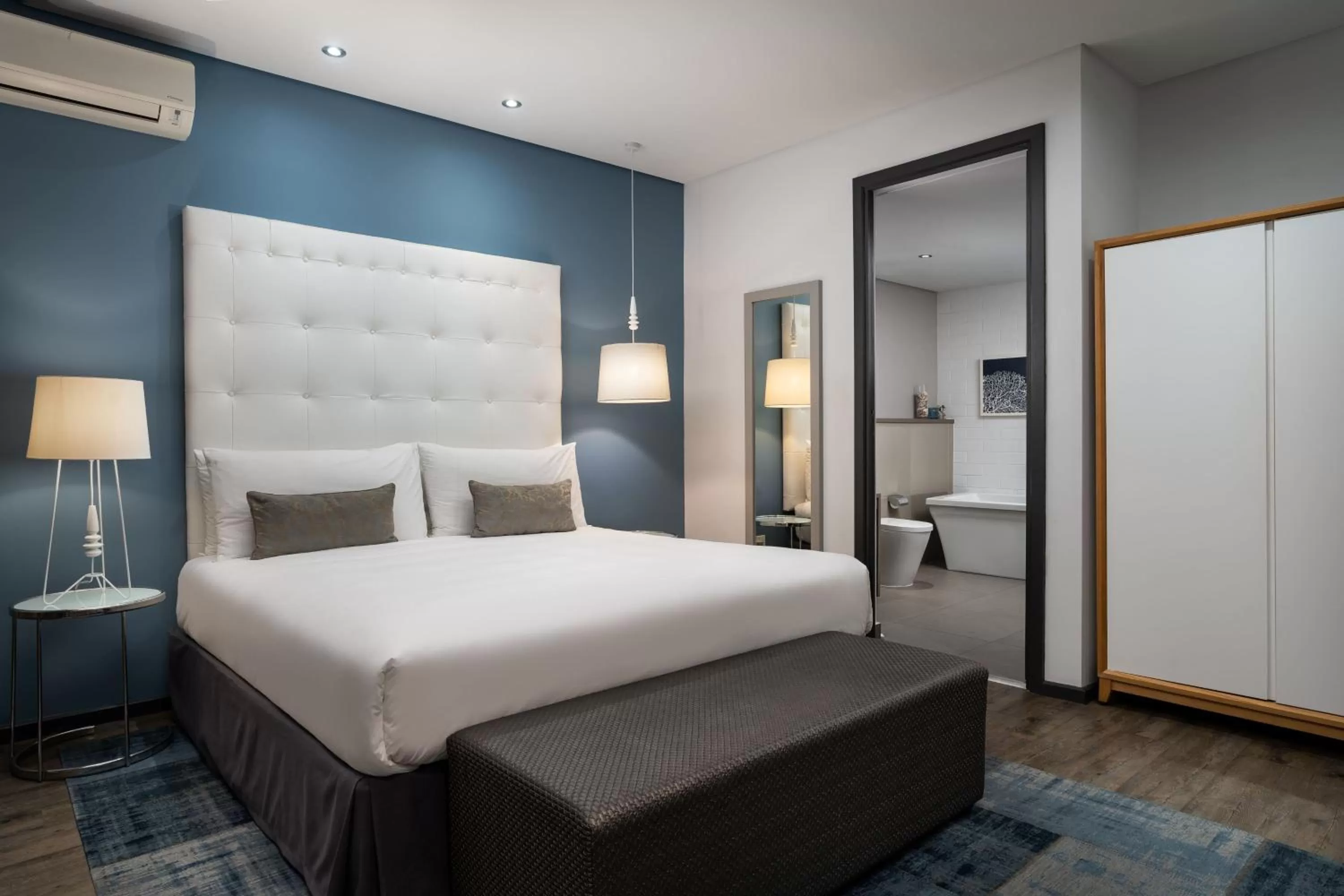 Bedroom, Bed in Protea Hotel by Marriott Cape Town Sea Point