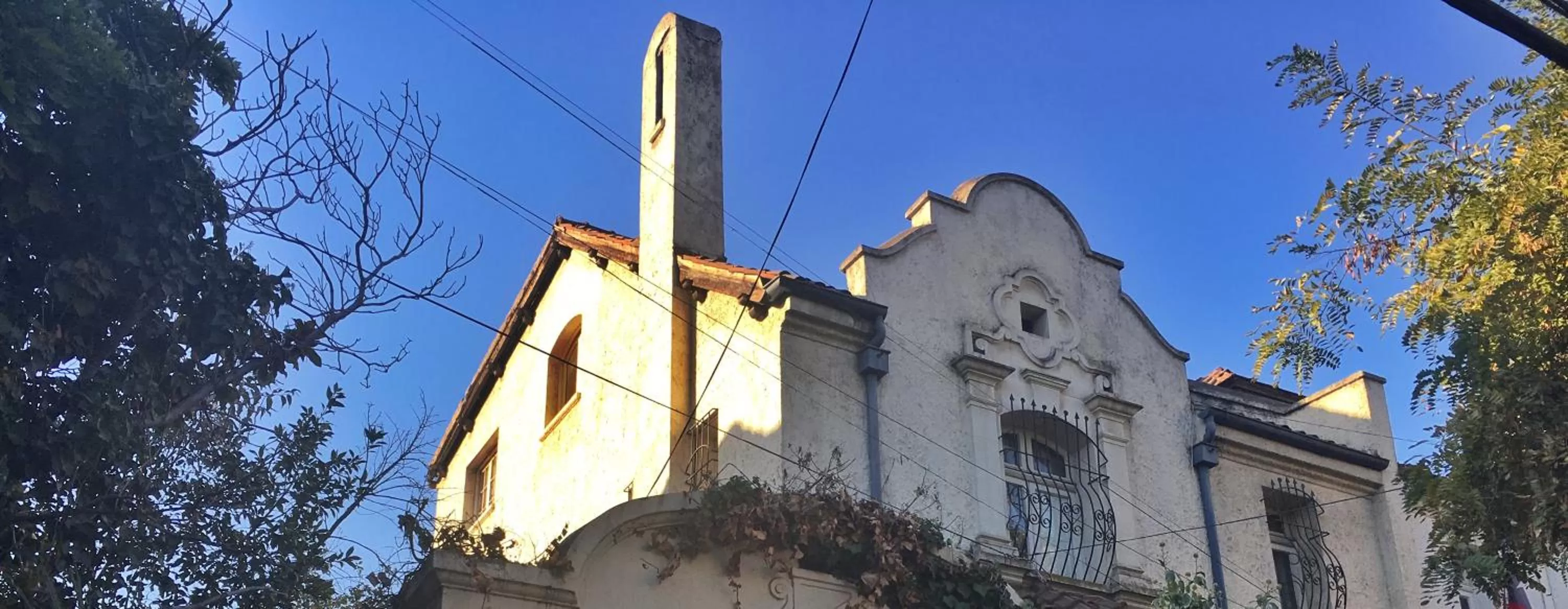 Facade/entrance in Casa Ryan