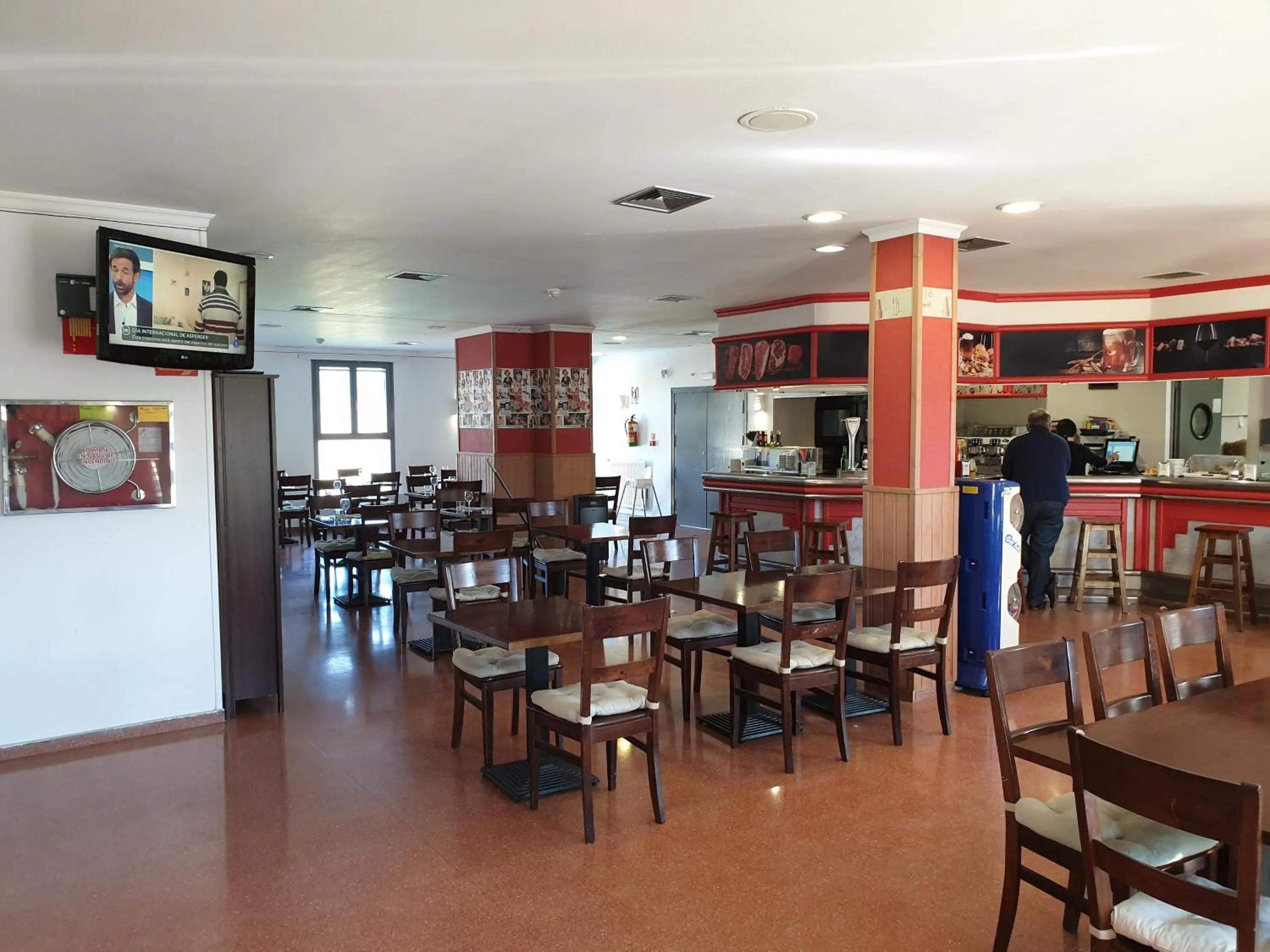 Restaurant/places to eat in Sabiñanigo Camp & Hotel
