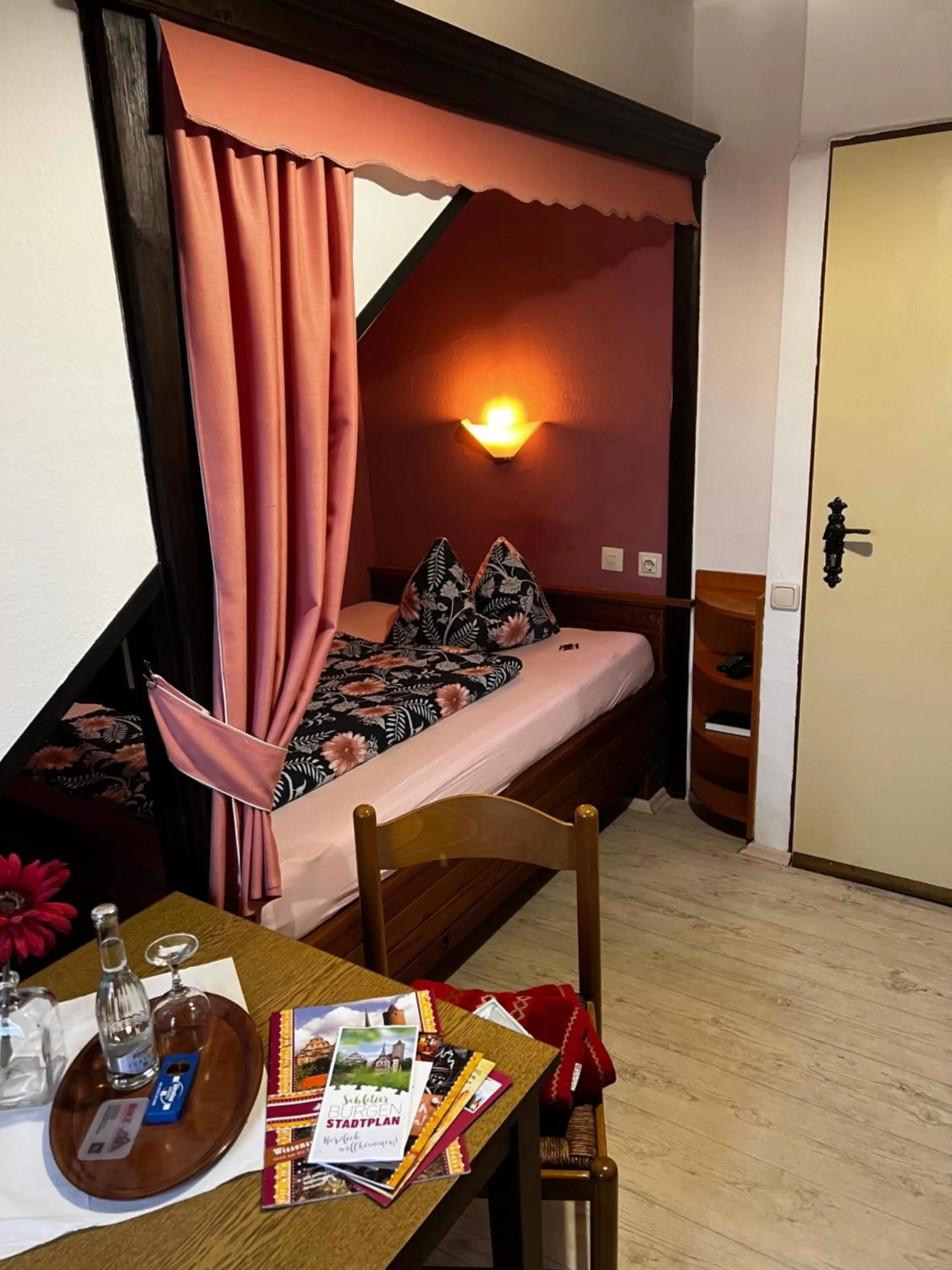 Bed in Gaststätte Braustübchen